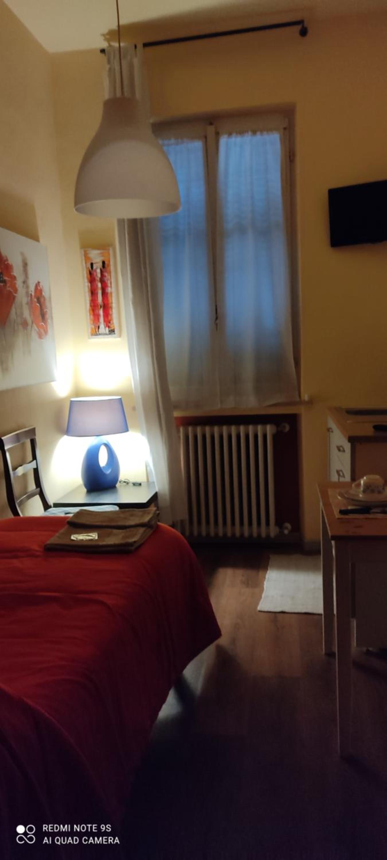 Single Room with Private Bathroom photo 3