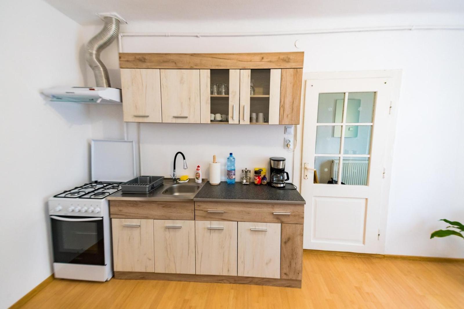One-Bedroom Apartment - Photo 13