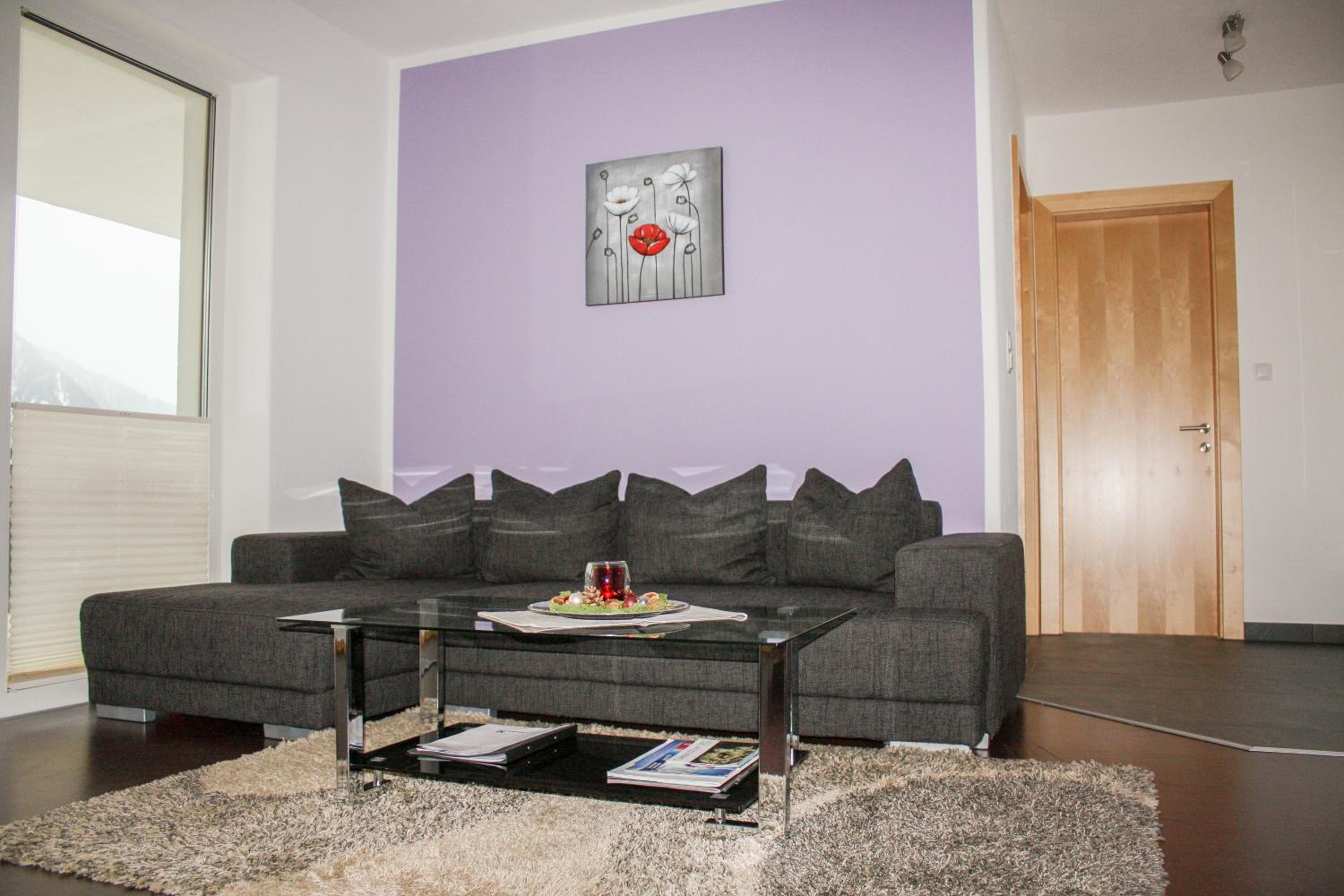 Apartment with Mountain View photo 1