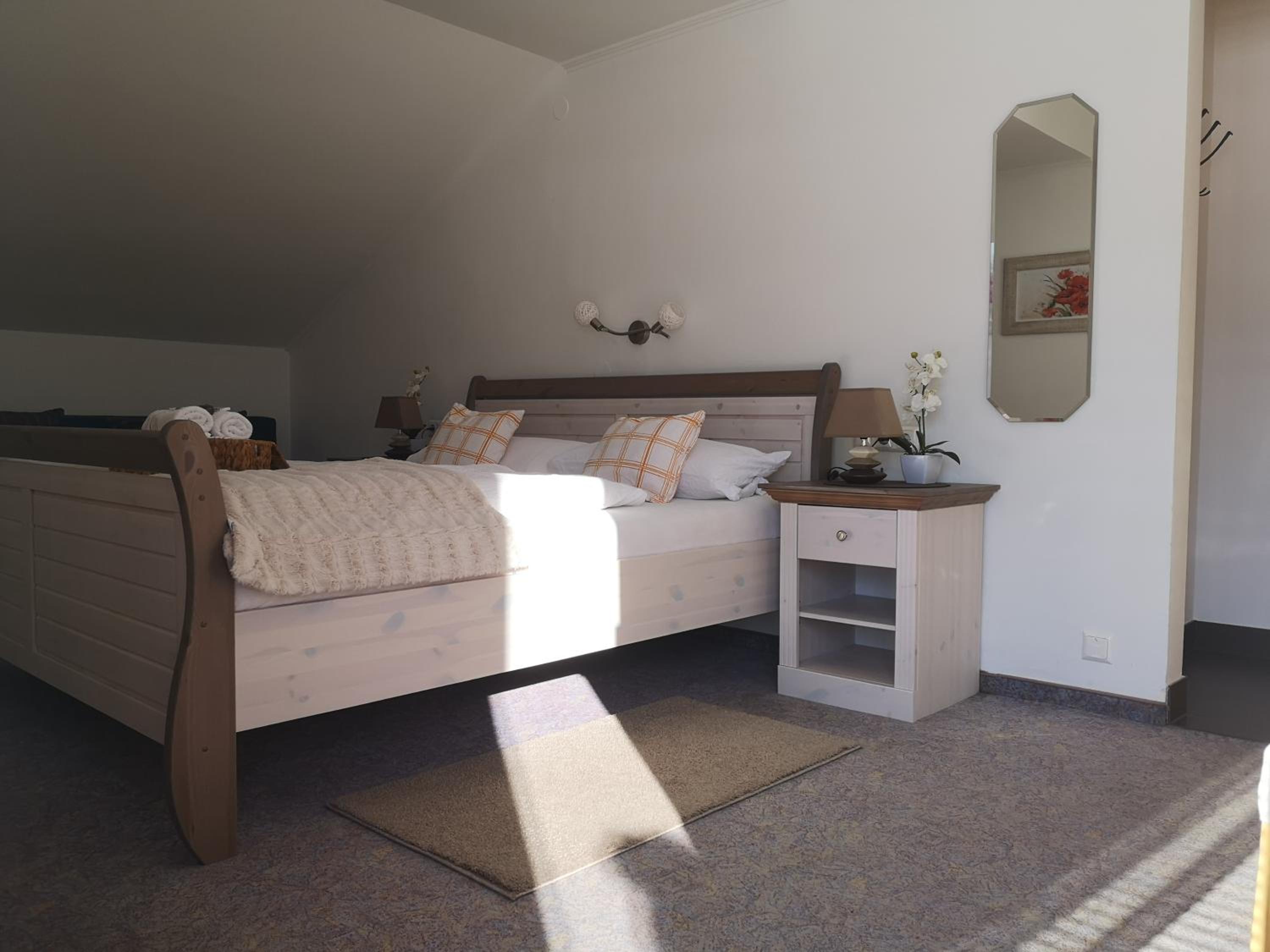 Family Room (2 Adults + 1 Child) photo 1