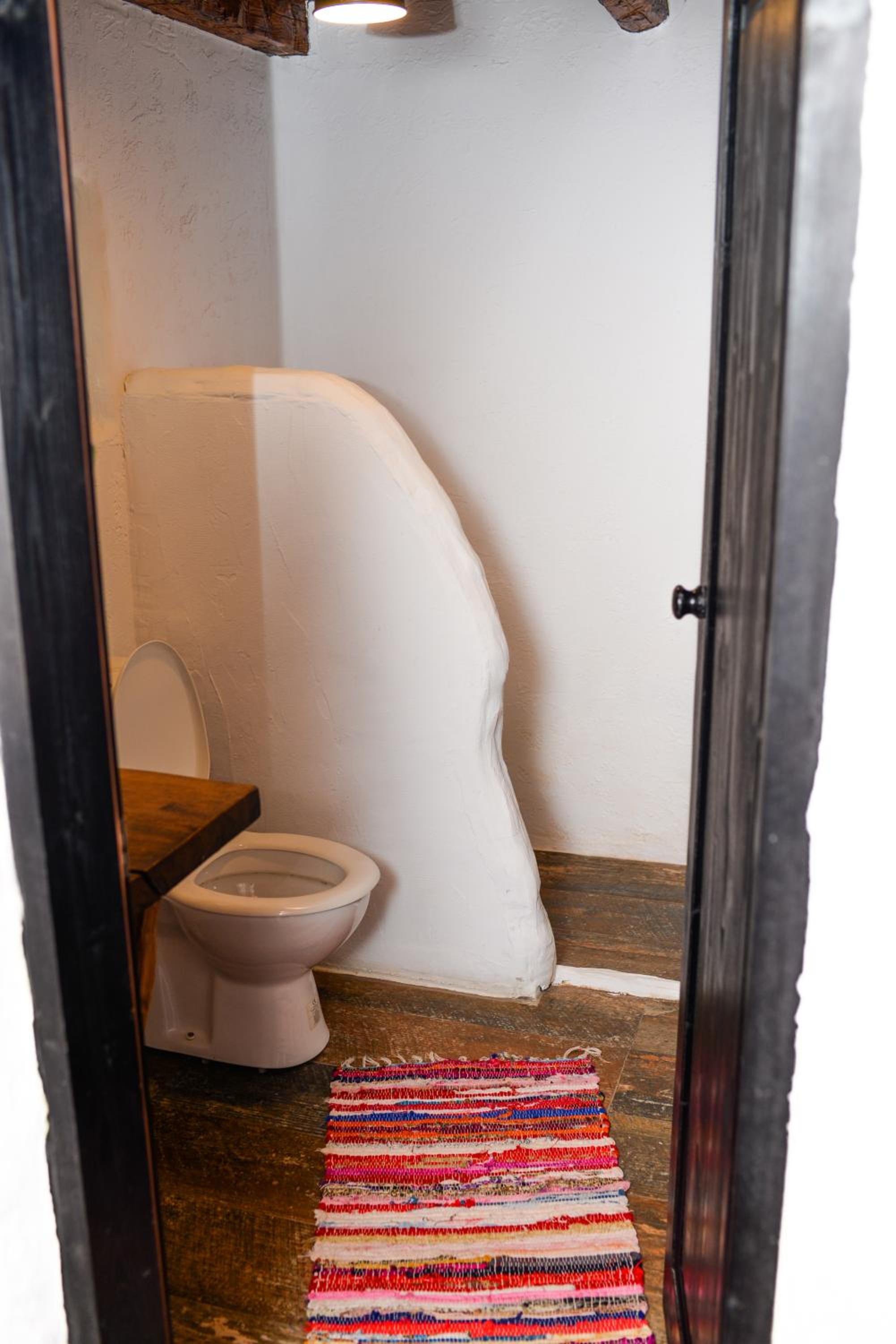 One-Bedroom Cottage - Photo 37