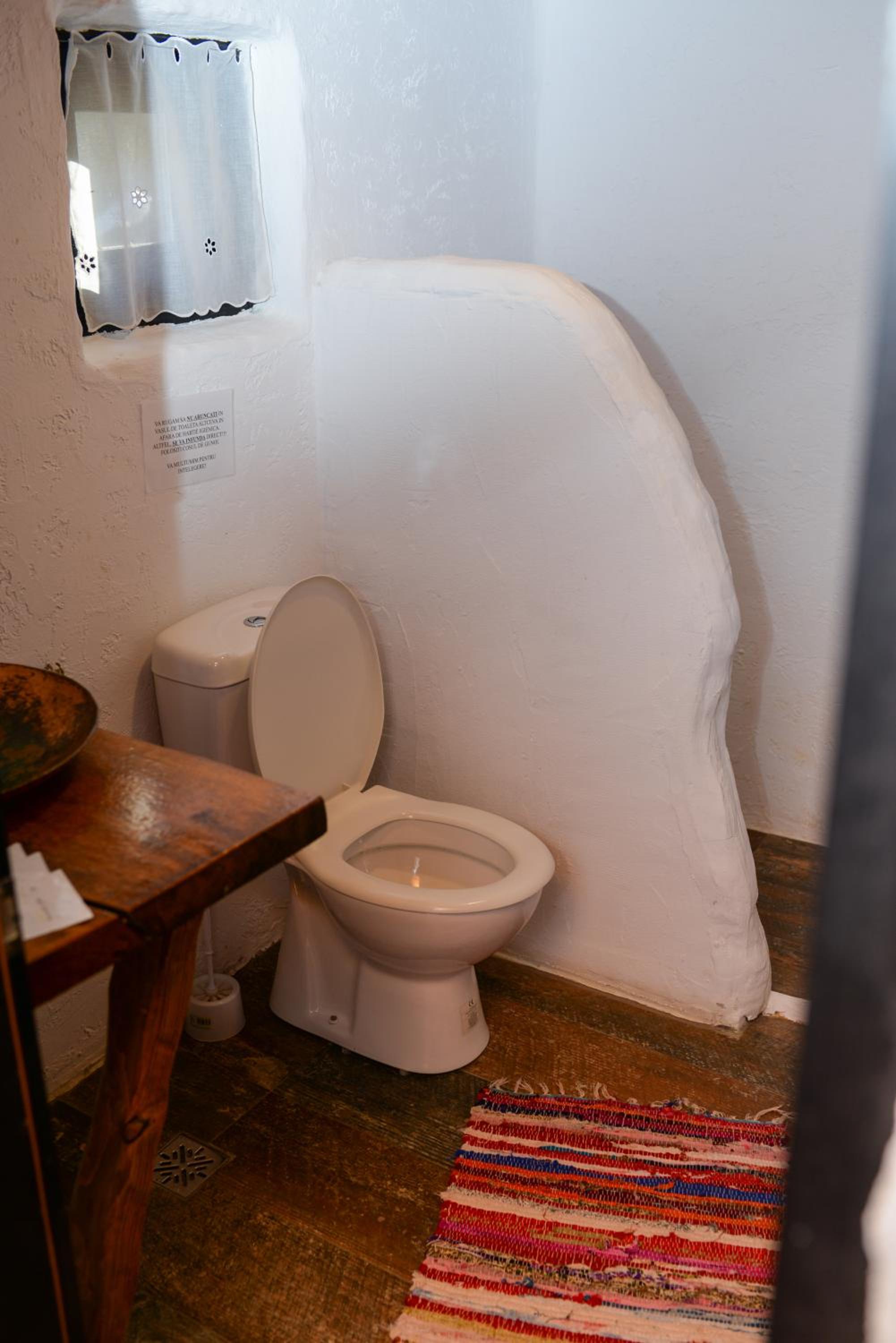 One-Bedroom Cottage - Photo 16