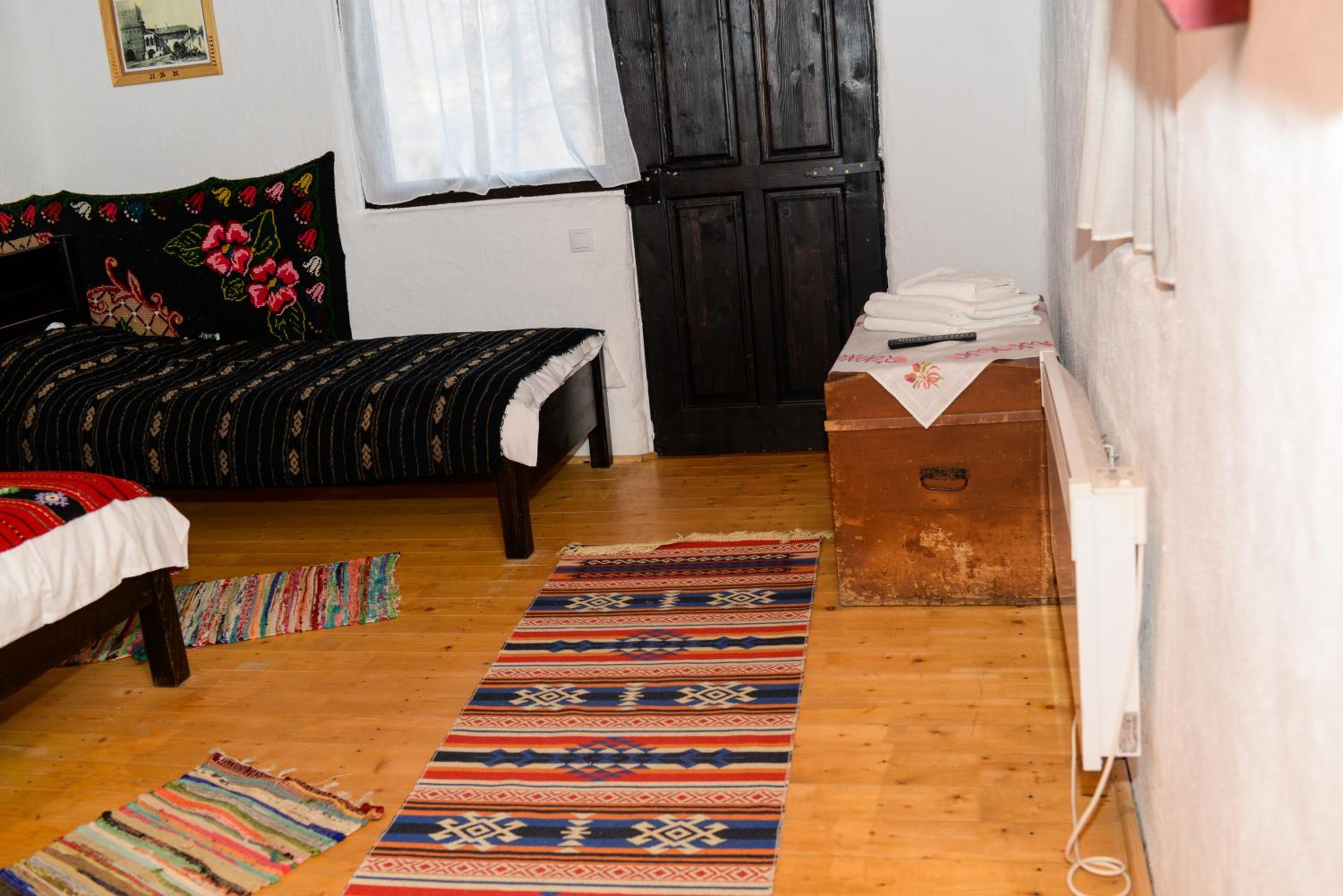 One-Bedroom Cottage - Photo 1