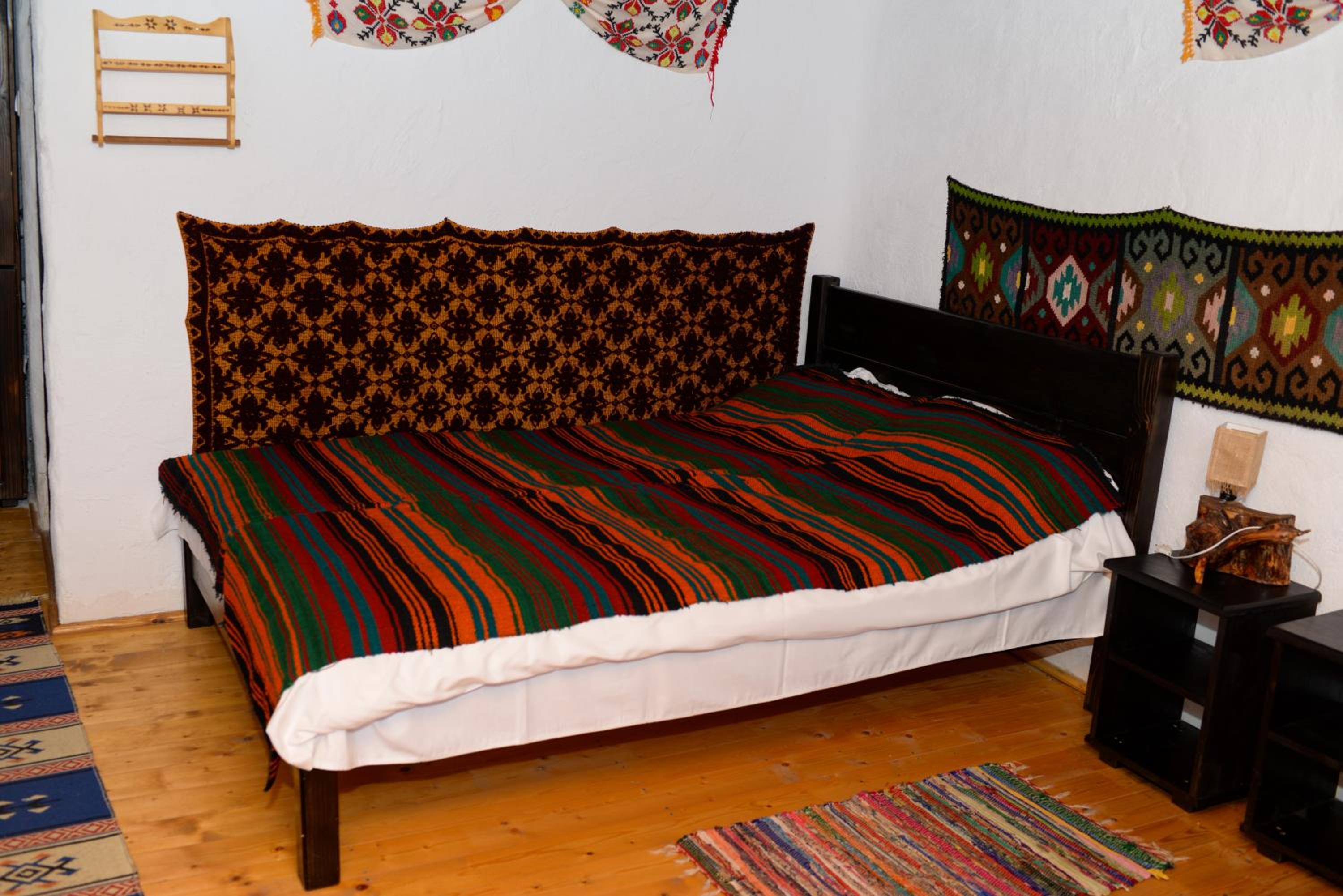 One-Bedroom Cottage - Photo 9