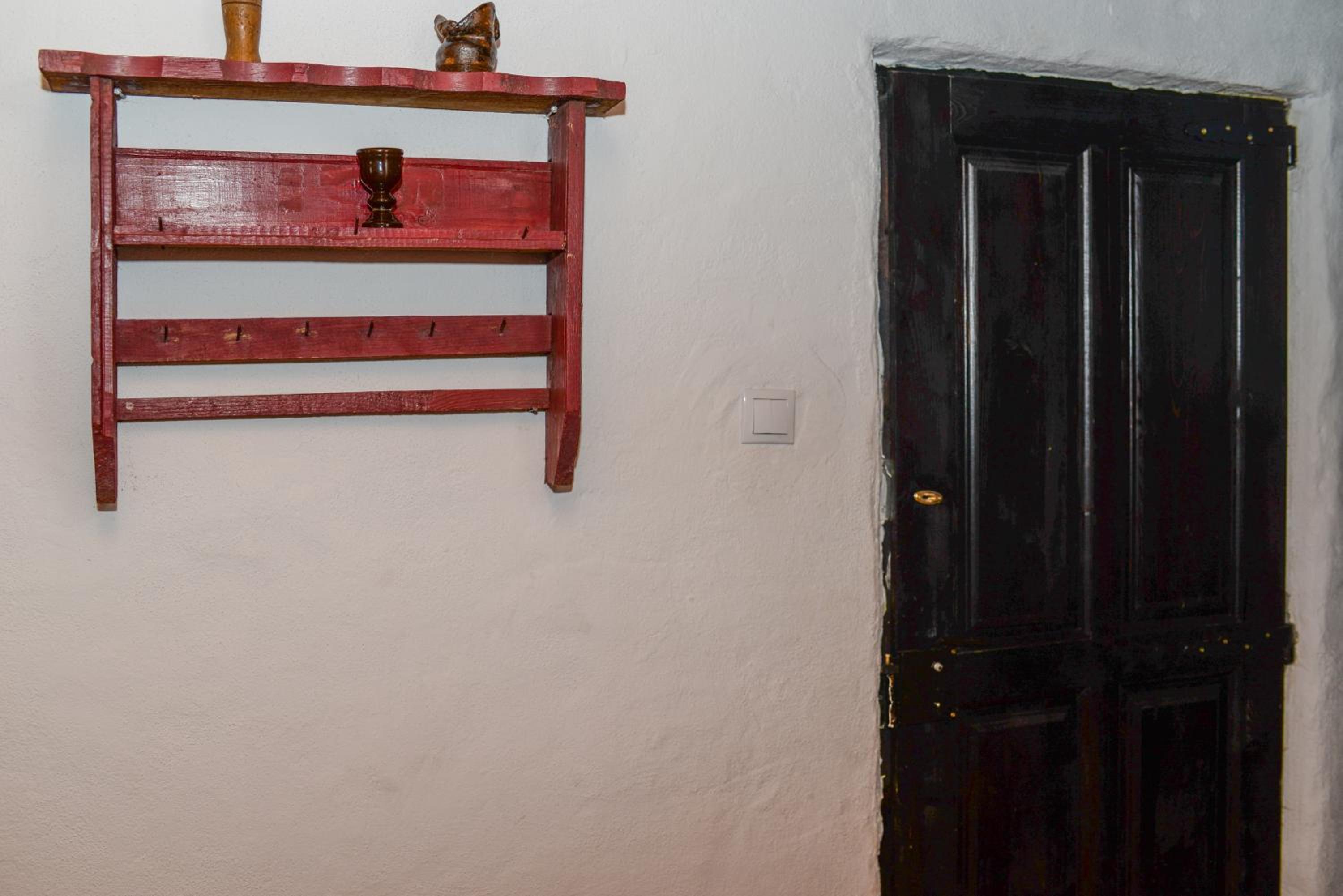 One-Bedroom Cottage - Photo 6