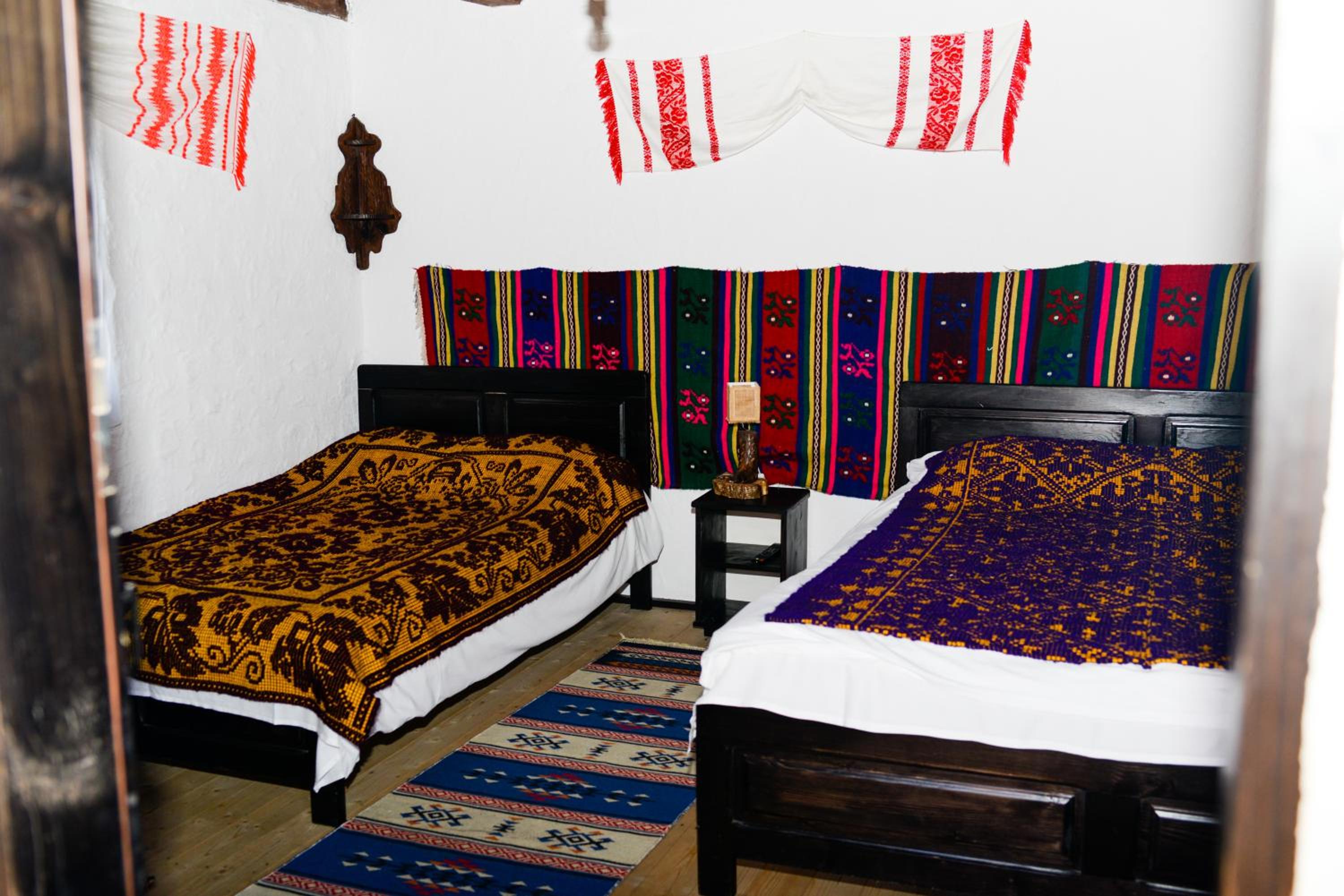 One-Bedroom House - Photo 22