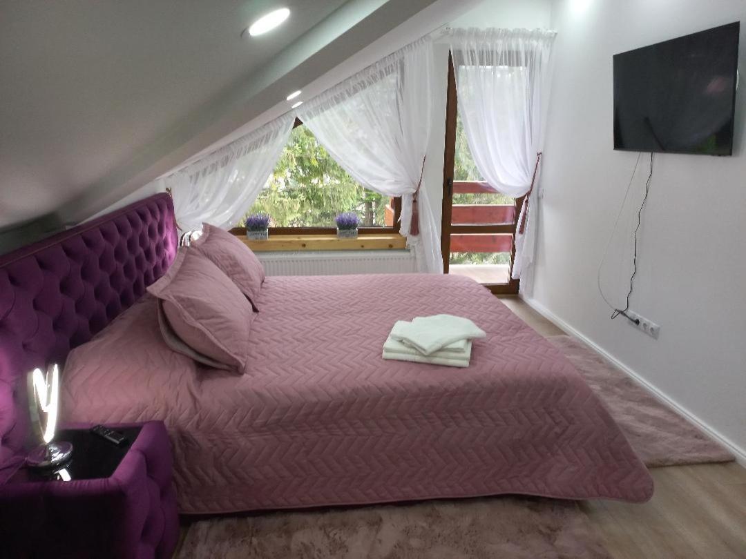 Two-Bedroom Apartment - Photo 19
