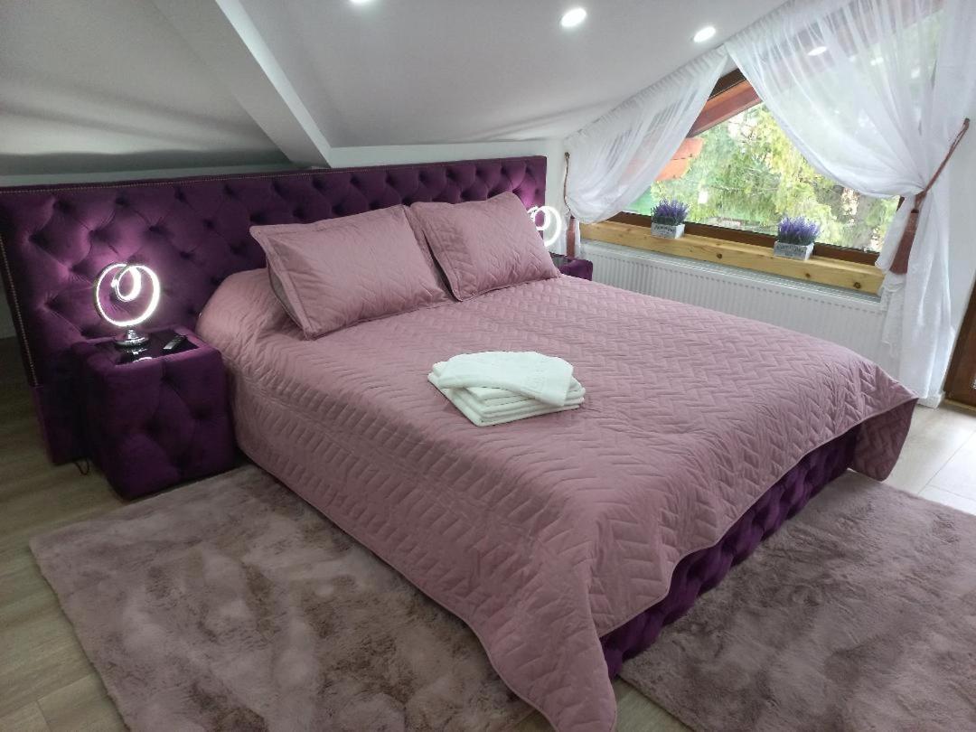 Two-Bedroom Apartment - Photo 20