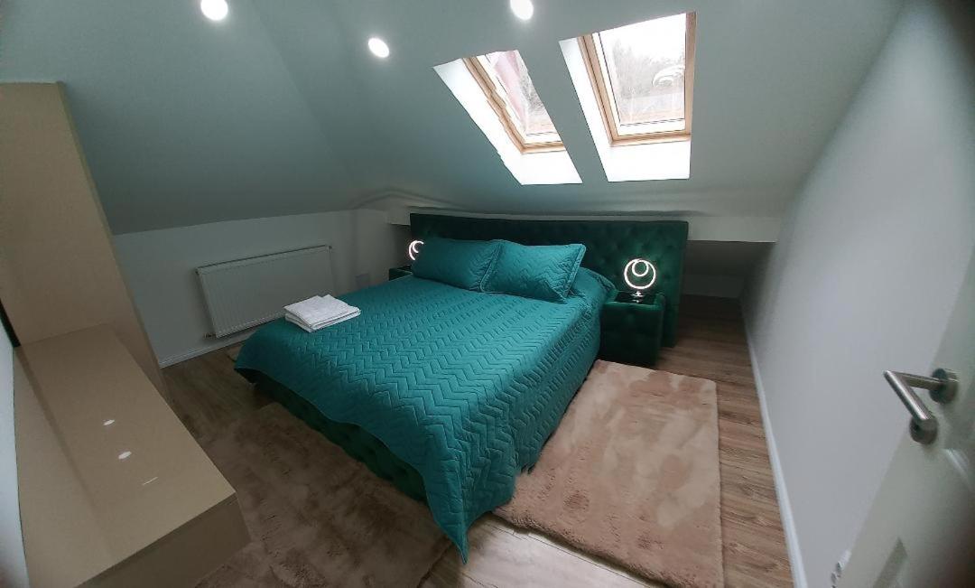 Two-Bedroom Apartment - Photo 21