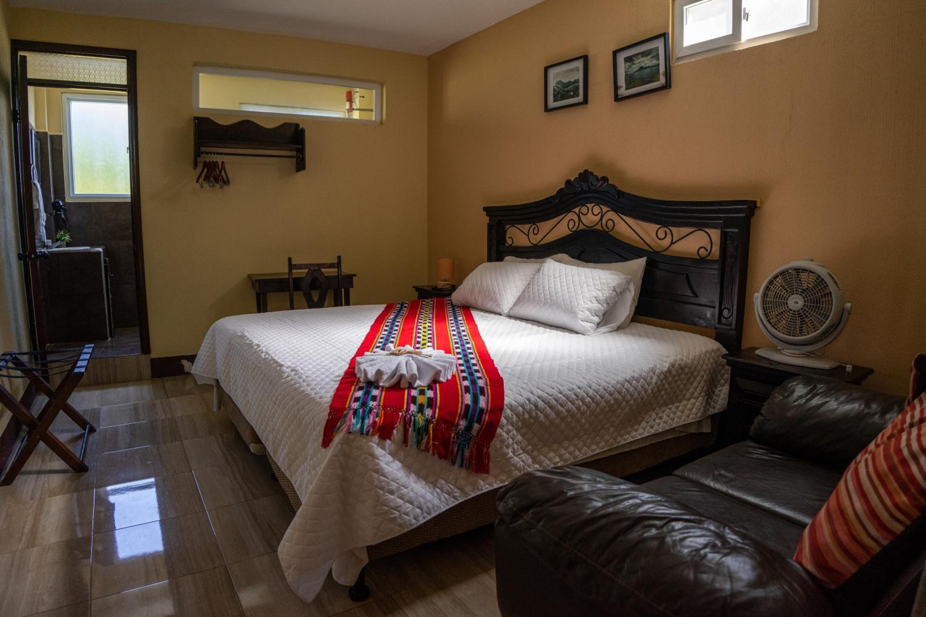Deluxe King Room photo 3