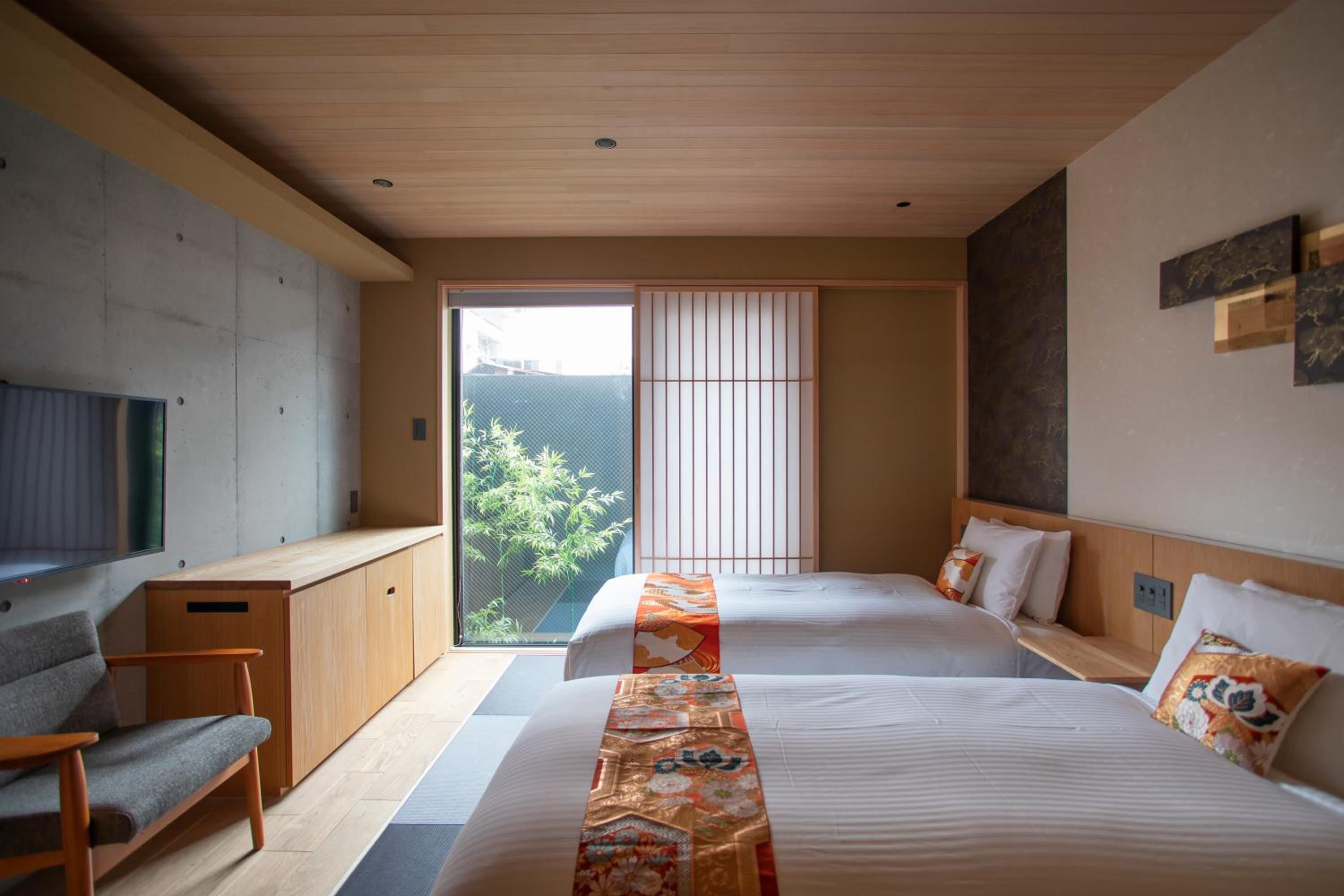 Comfort Twin Room with Bath - Non-Smoking
