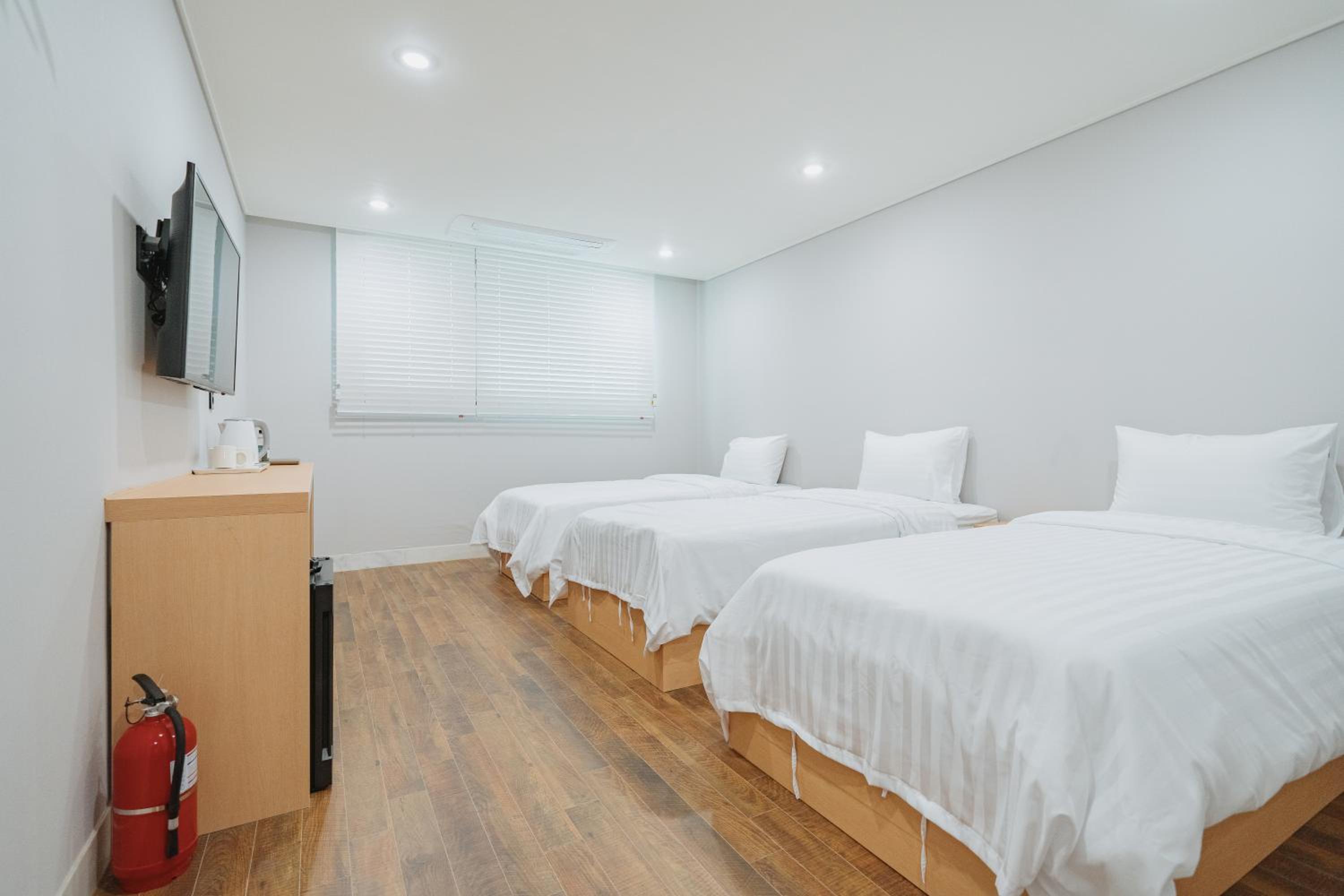 Triple Room - Photo 1