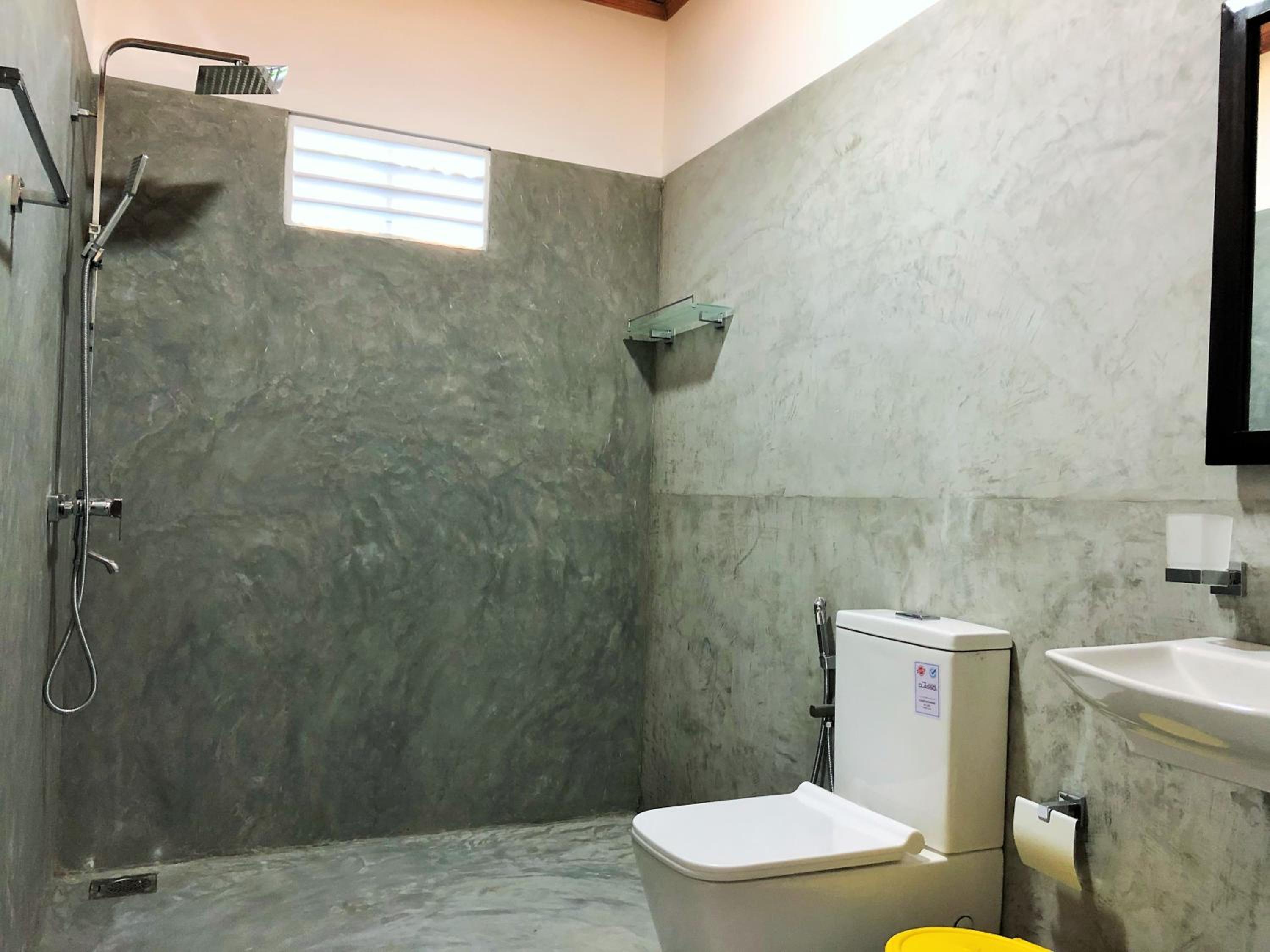 Deluxe Double Room with Balcony photo 2