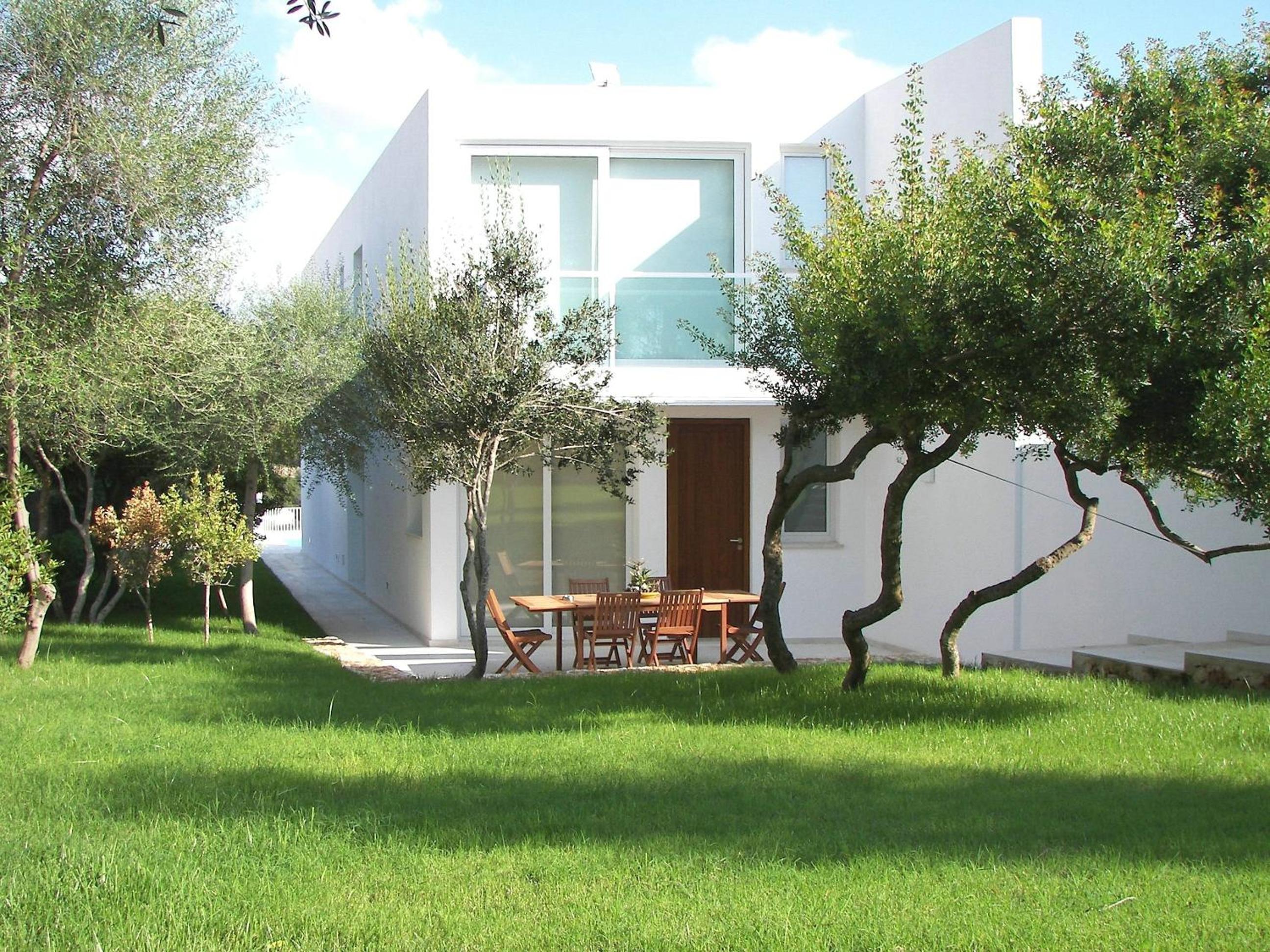 Four-Bedroom Villa with Sea View photo 3
