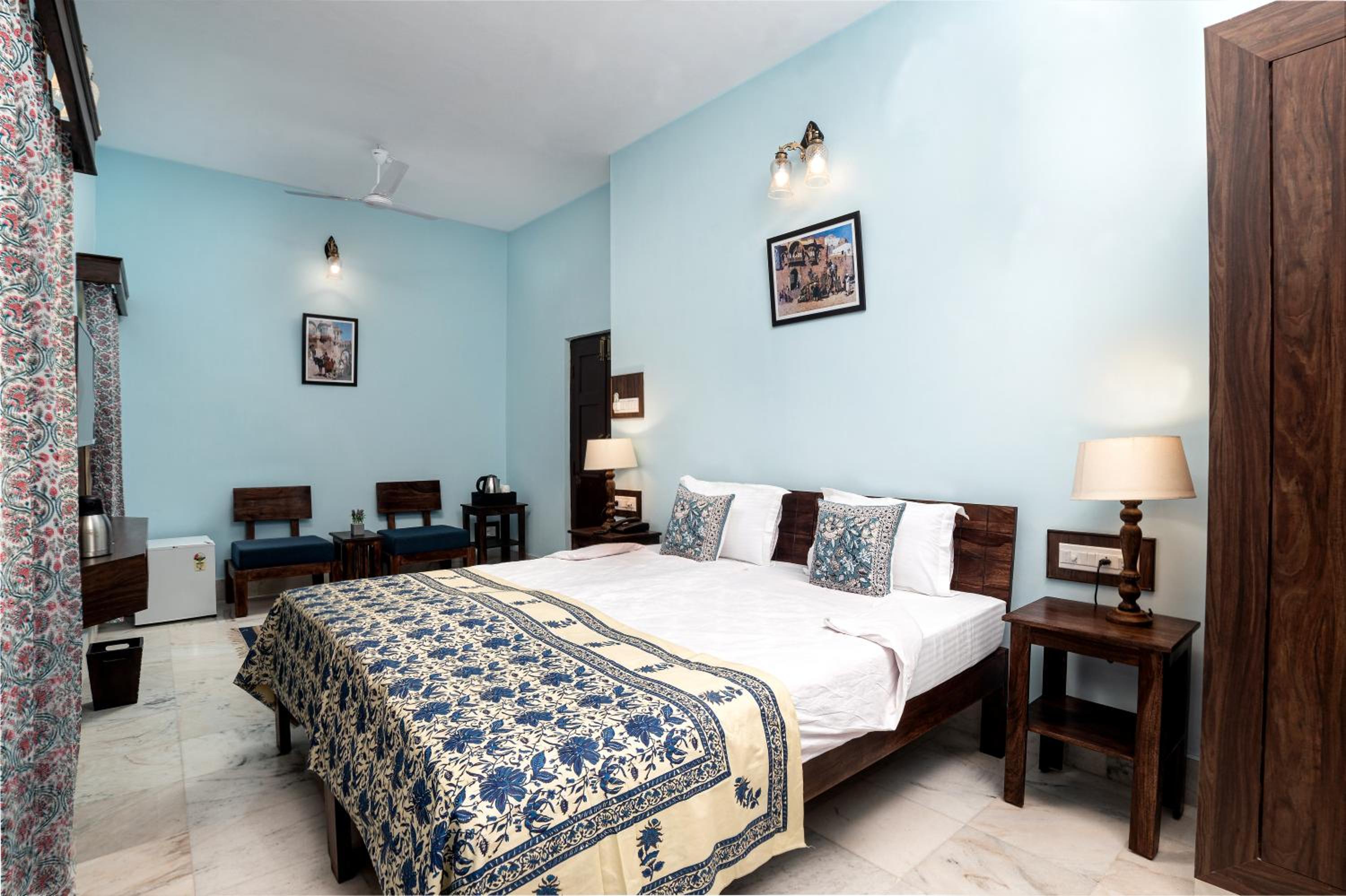 Standard Double or Twin Room photo 1