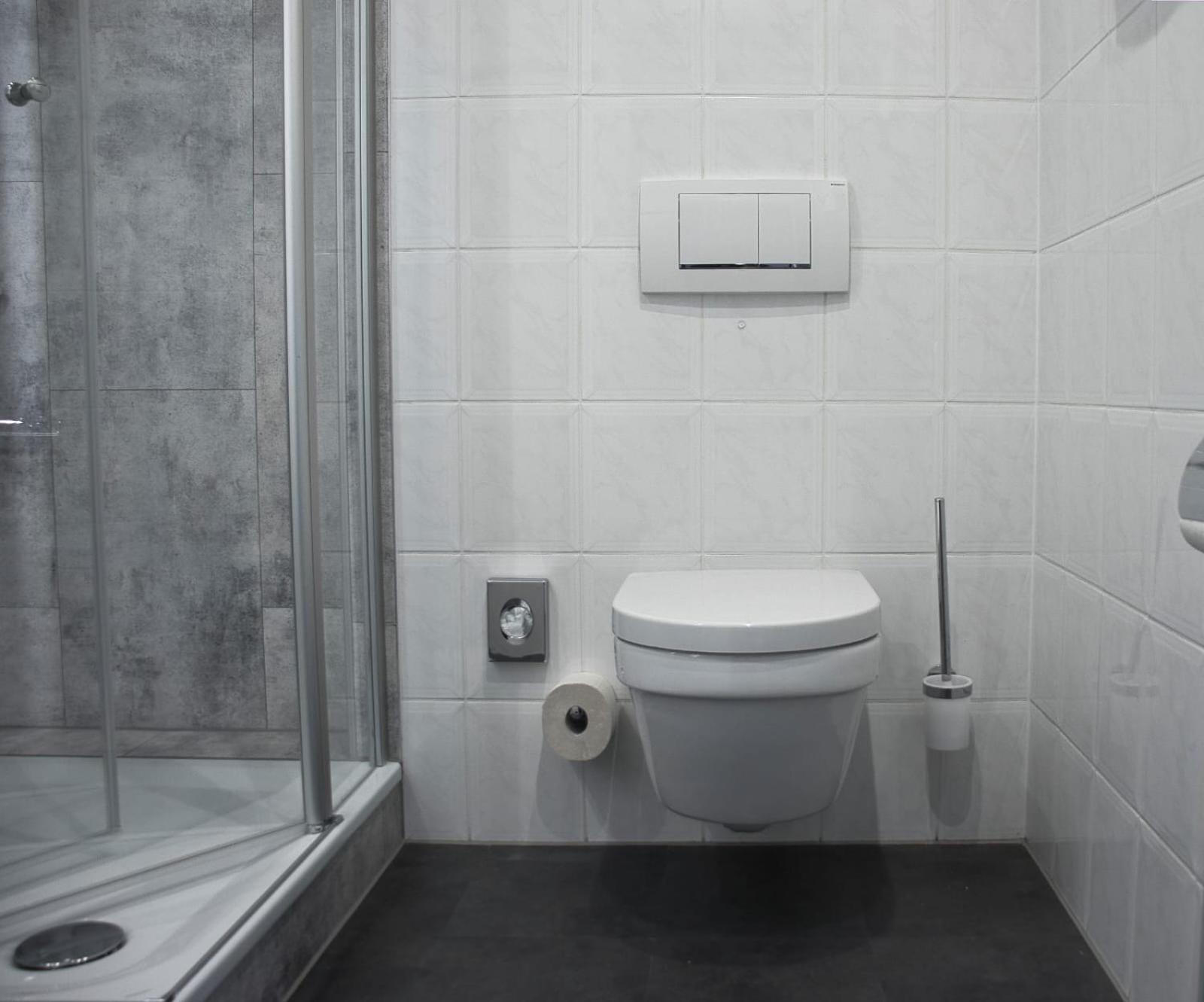 Double Room - Photo 9