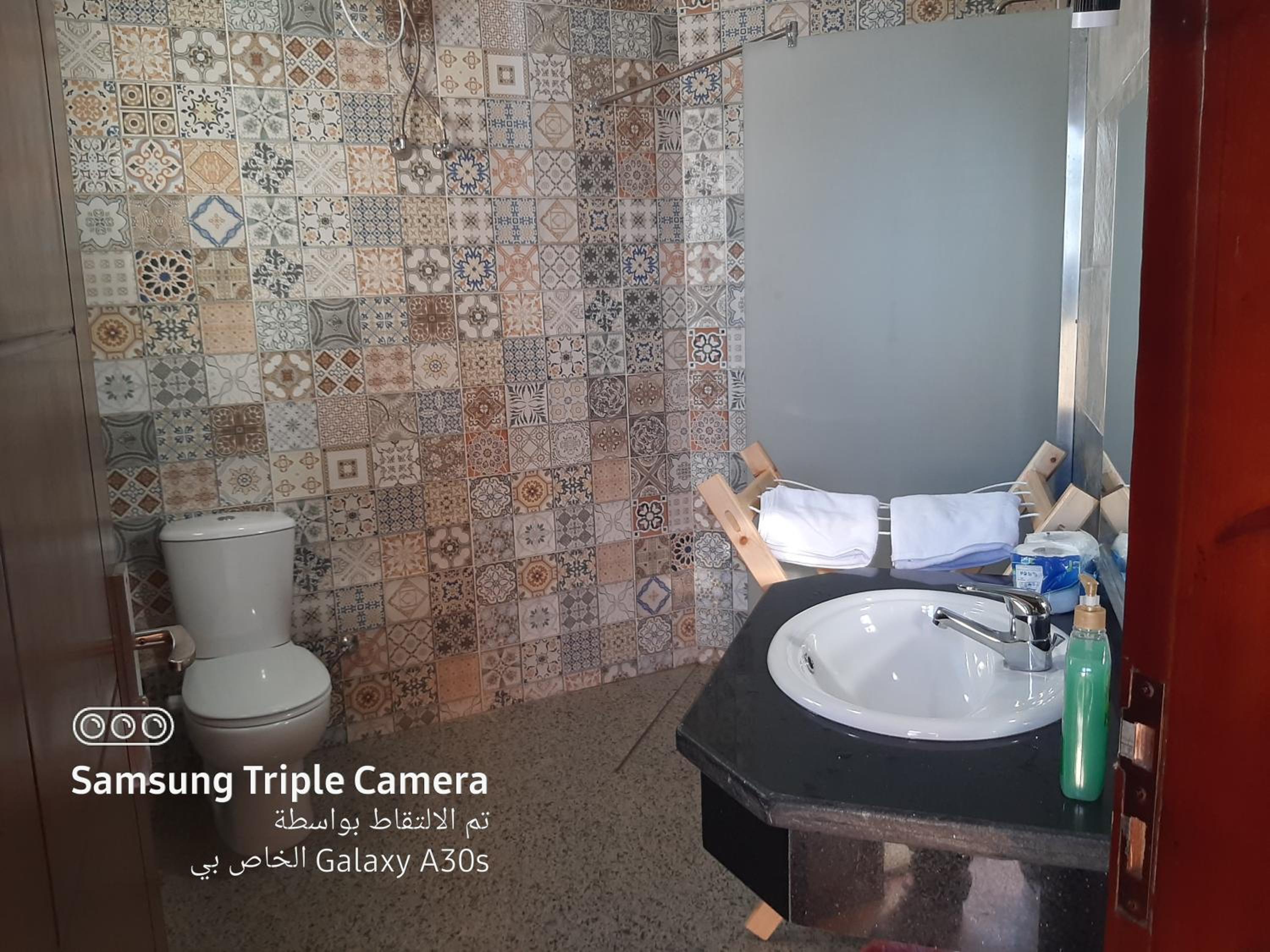 Deluxe Double Room - Photo 11
