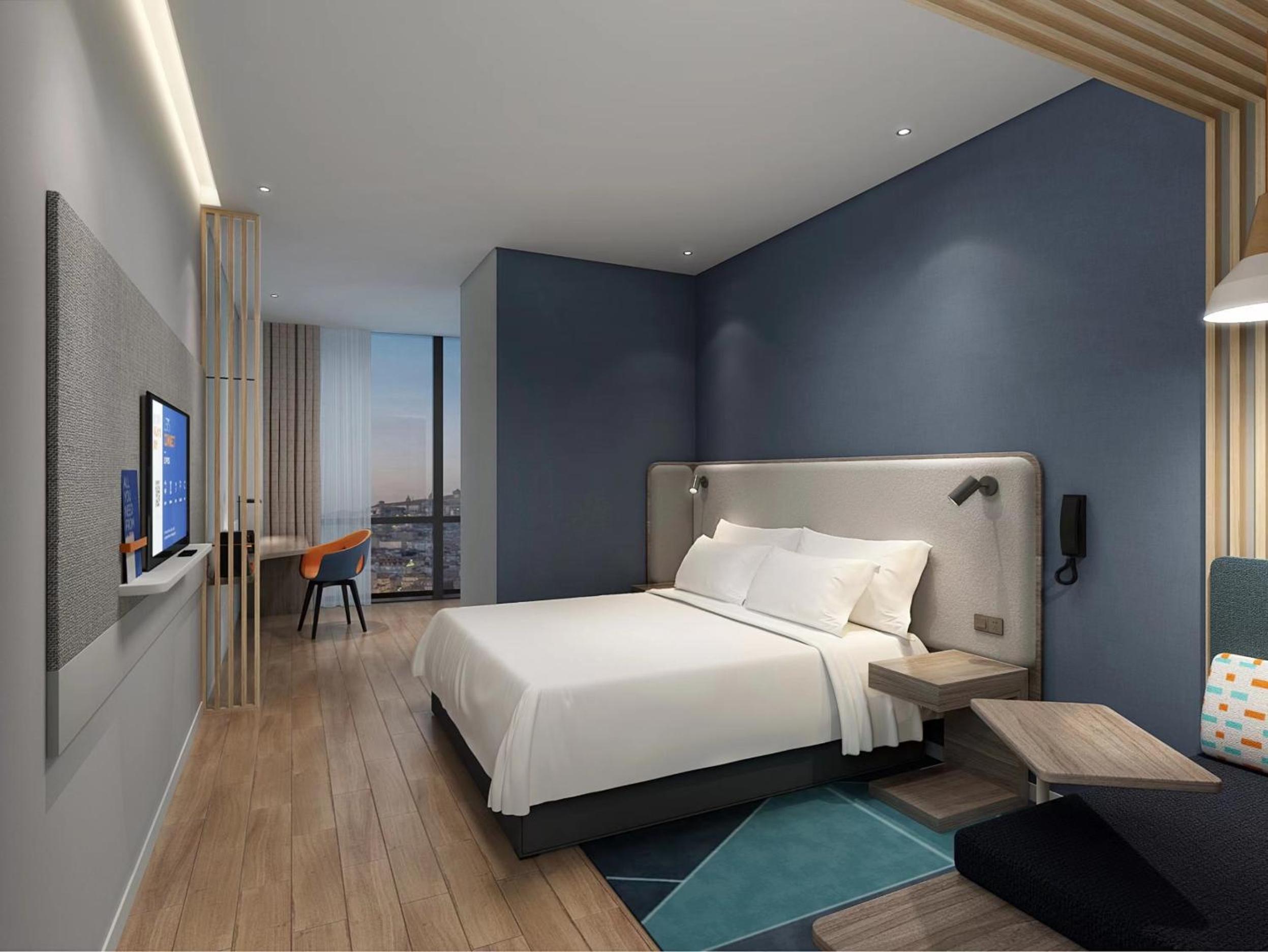 Standard King Room - Photo 4