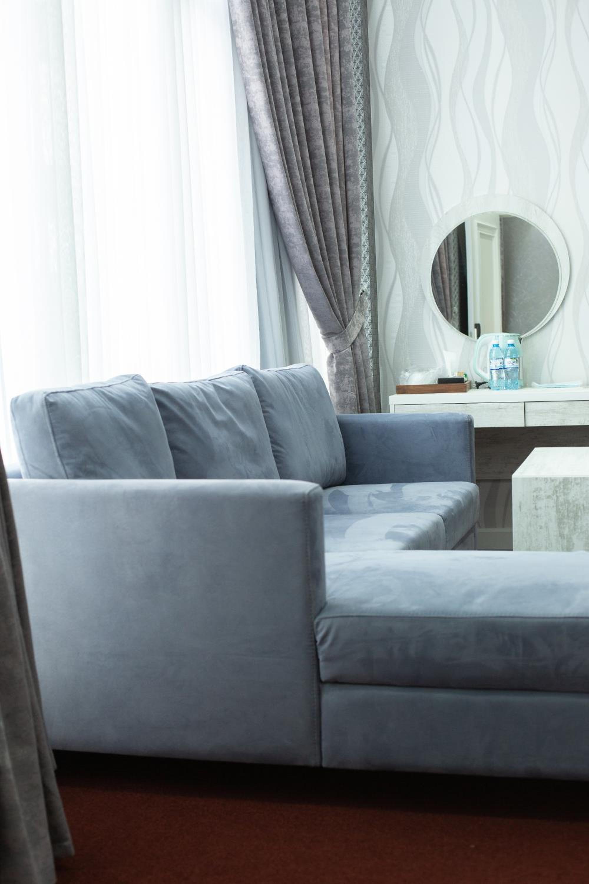 Suite - Photo 8