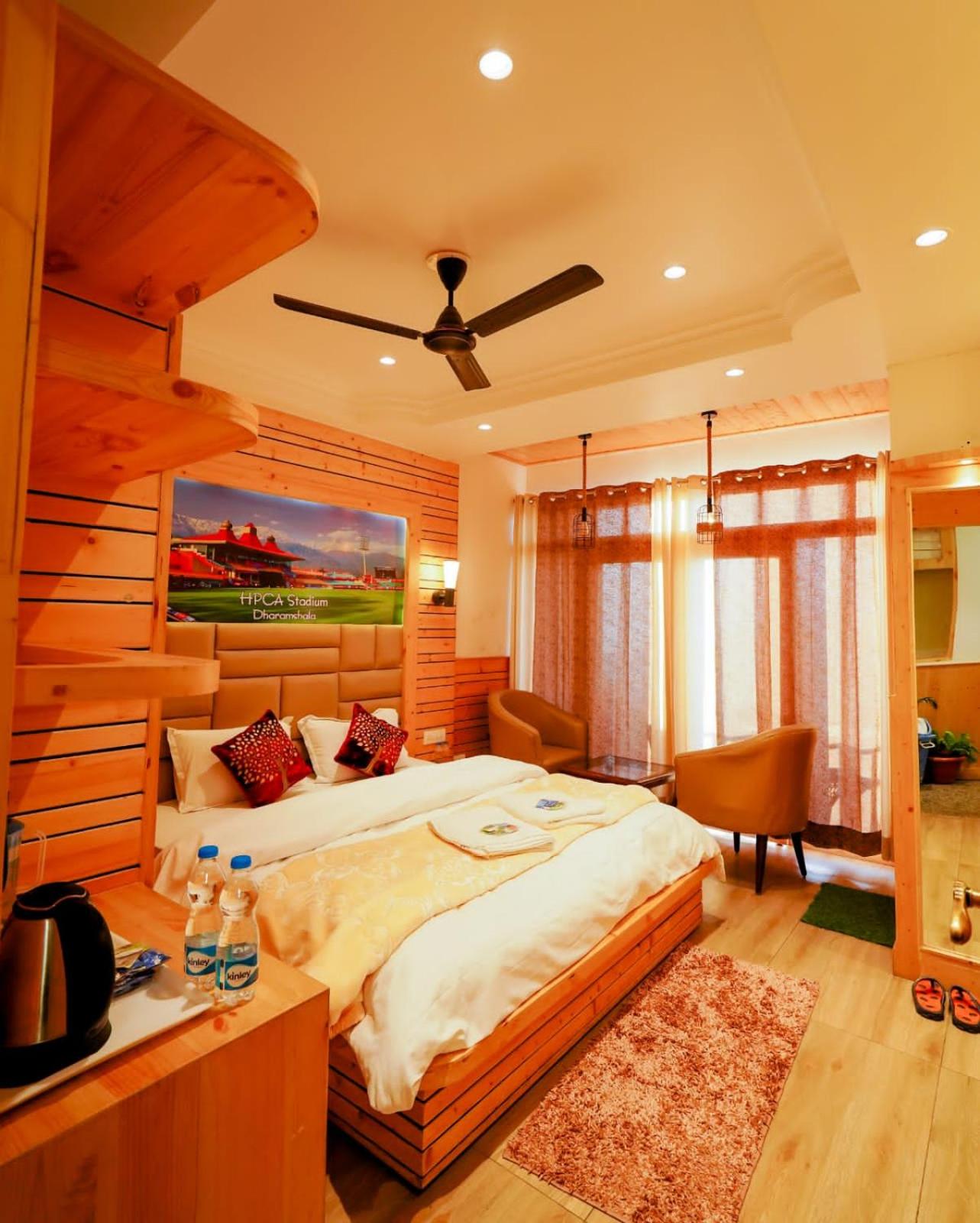 Double Room with Mountain View - Photo 14