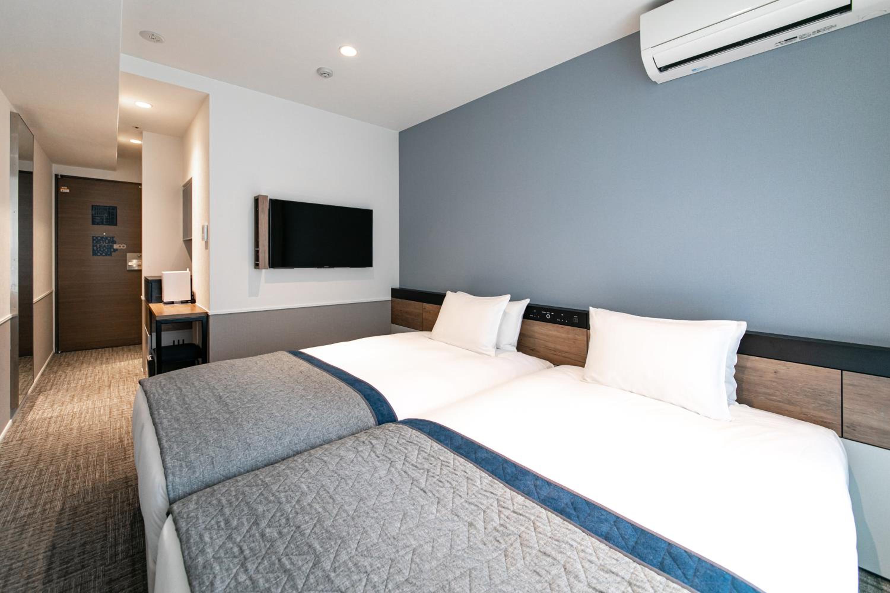 Standard Twin Room - Non-Smoking - Photo 14
