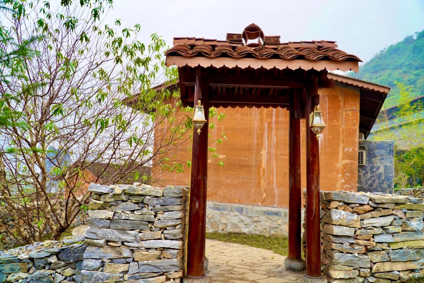 Bungalow with Patio - Photo 16