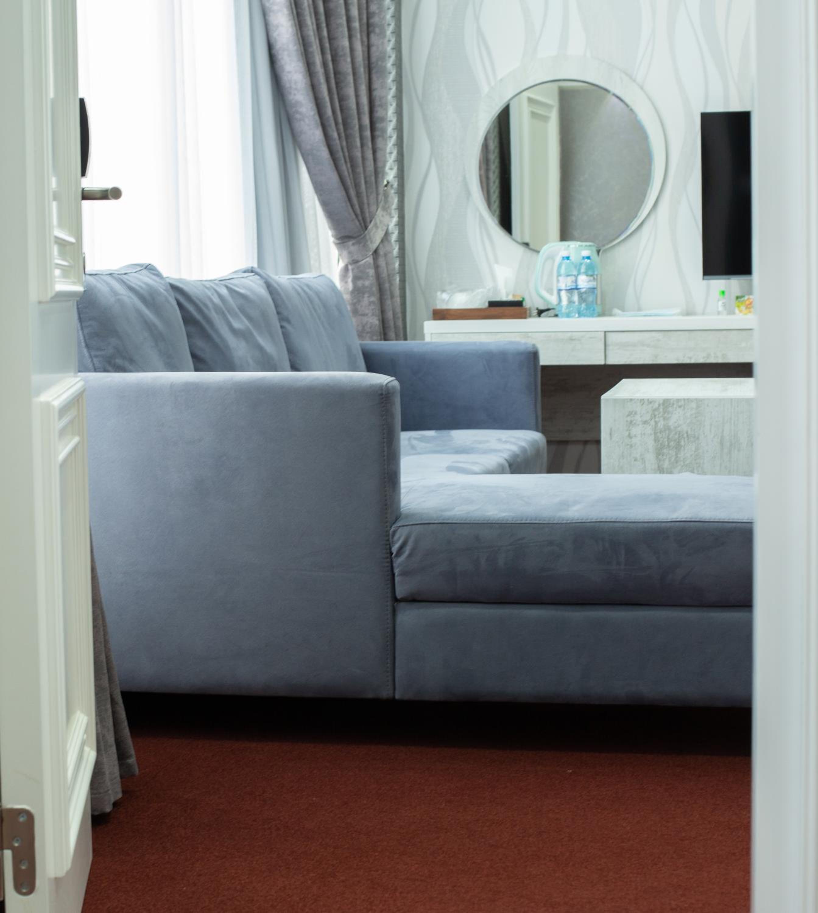 Suite - Photo 4