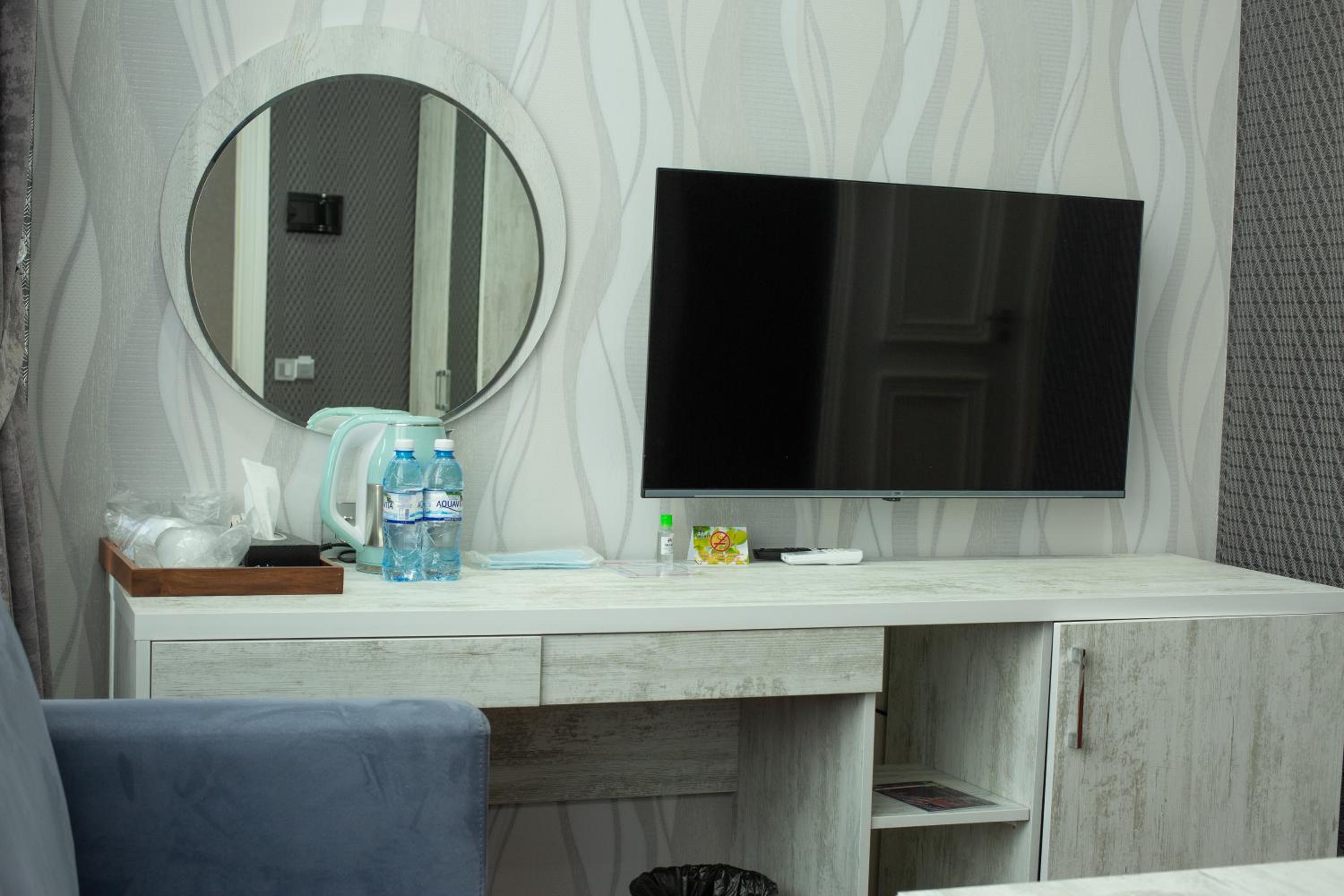 Suite - Photo 2