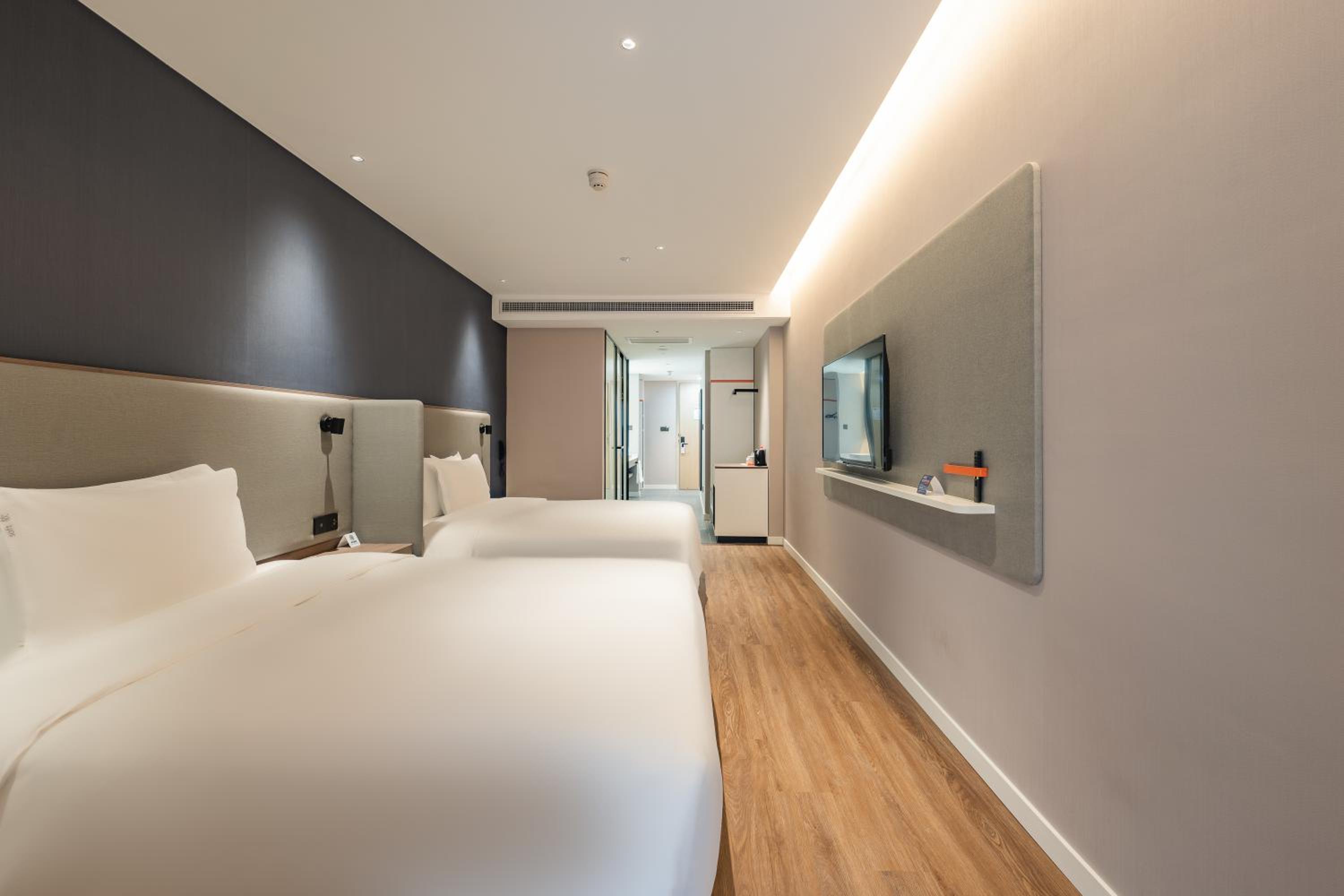 Standard Queen Room with Two Queen Beds and City View