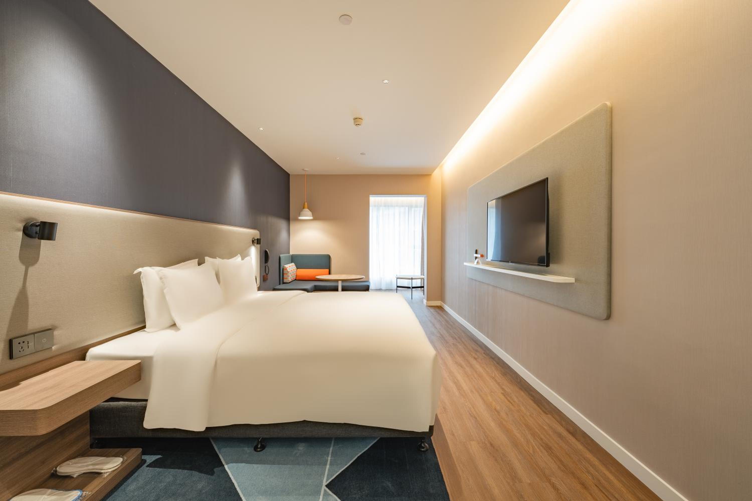 Featured King Bed Room