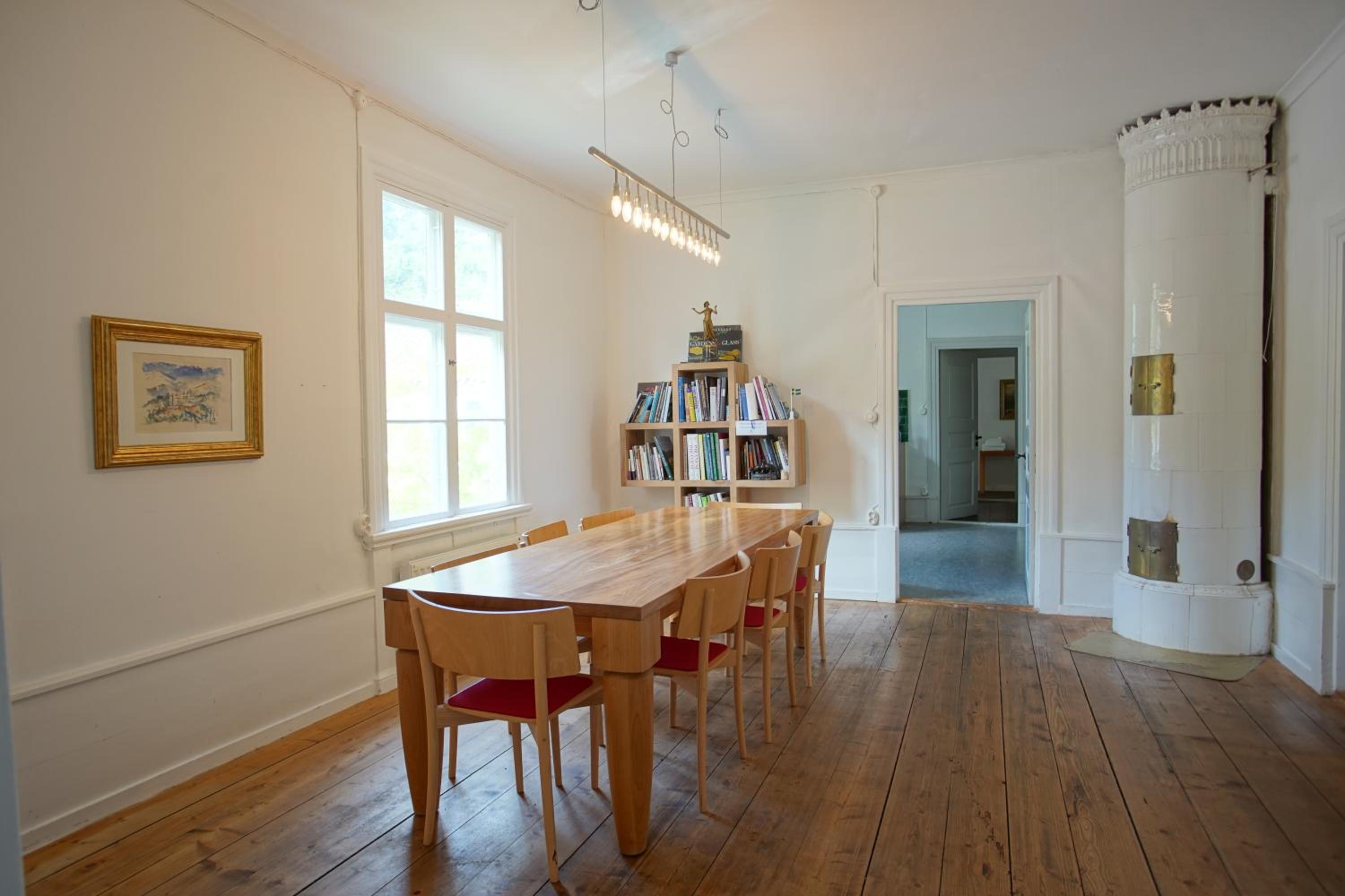 Basic Triple Room with Shared Bathroom photo 3