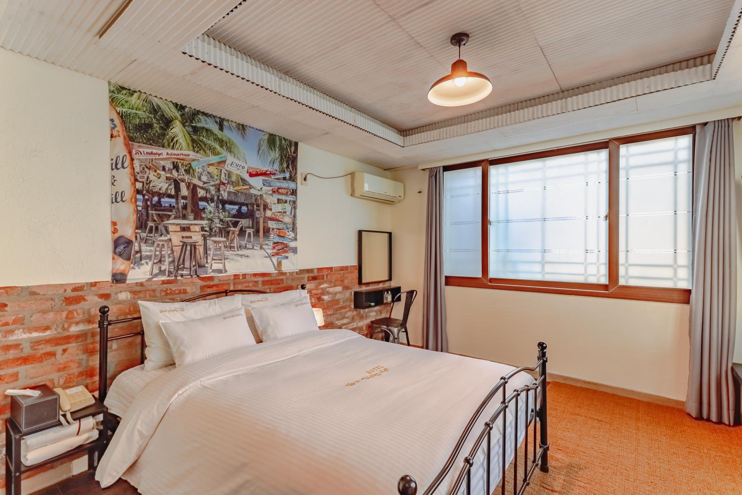 Deluxe Double Room with Sea View photo 2