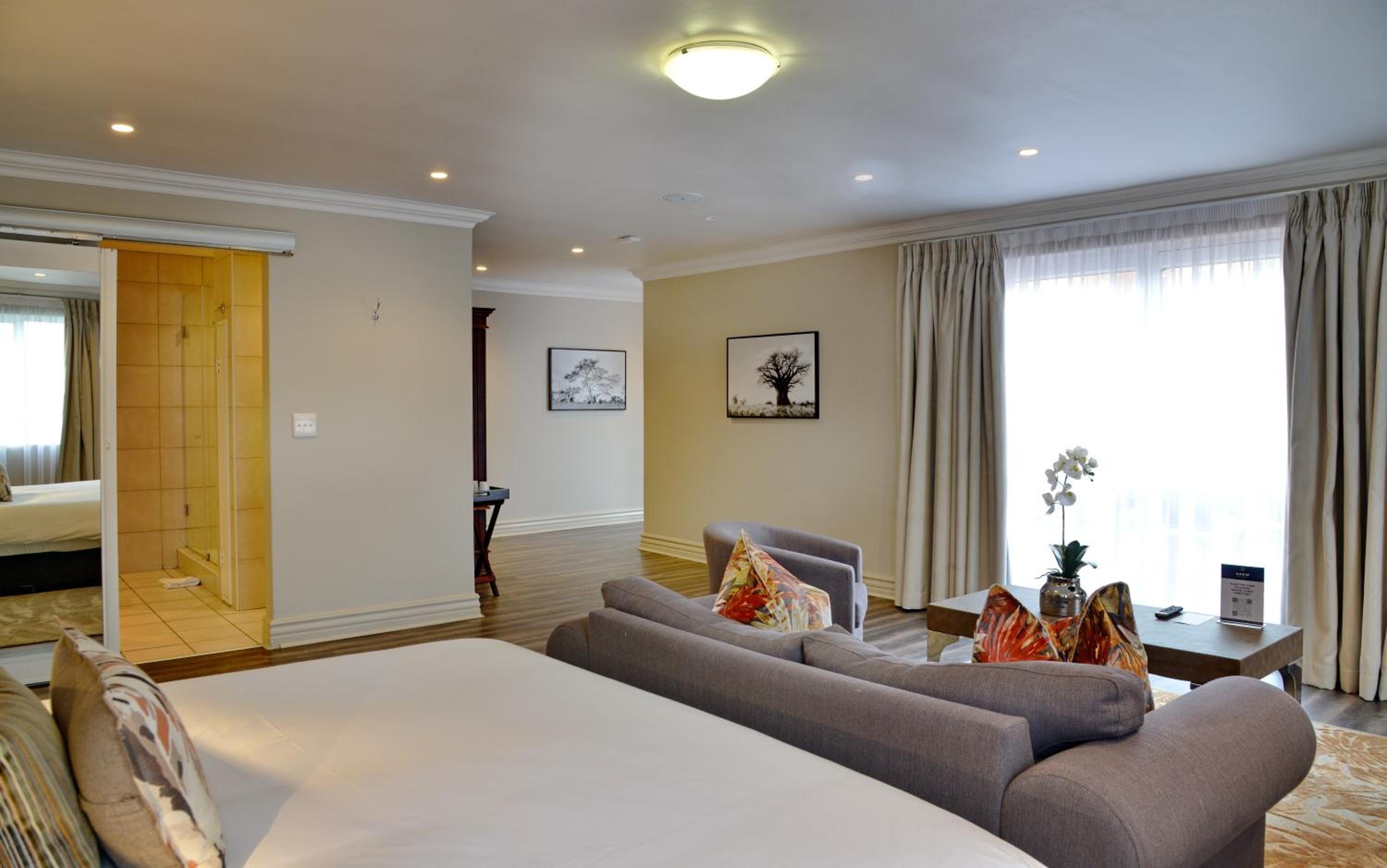 Executive Apartment - Photo 17
