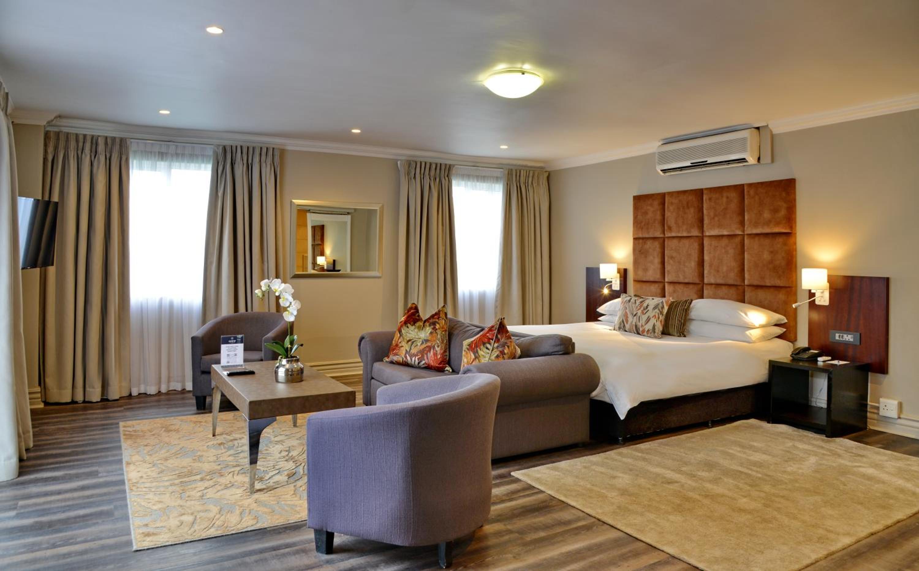 Executive Apartment - Photo 11