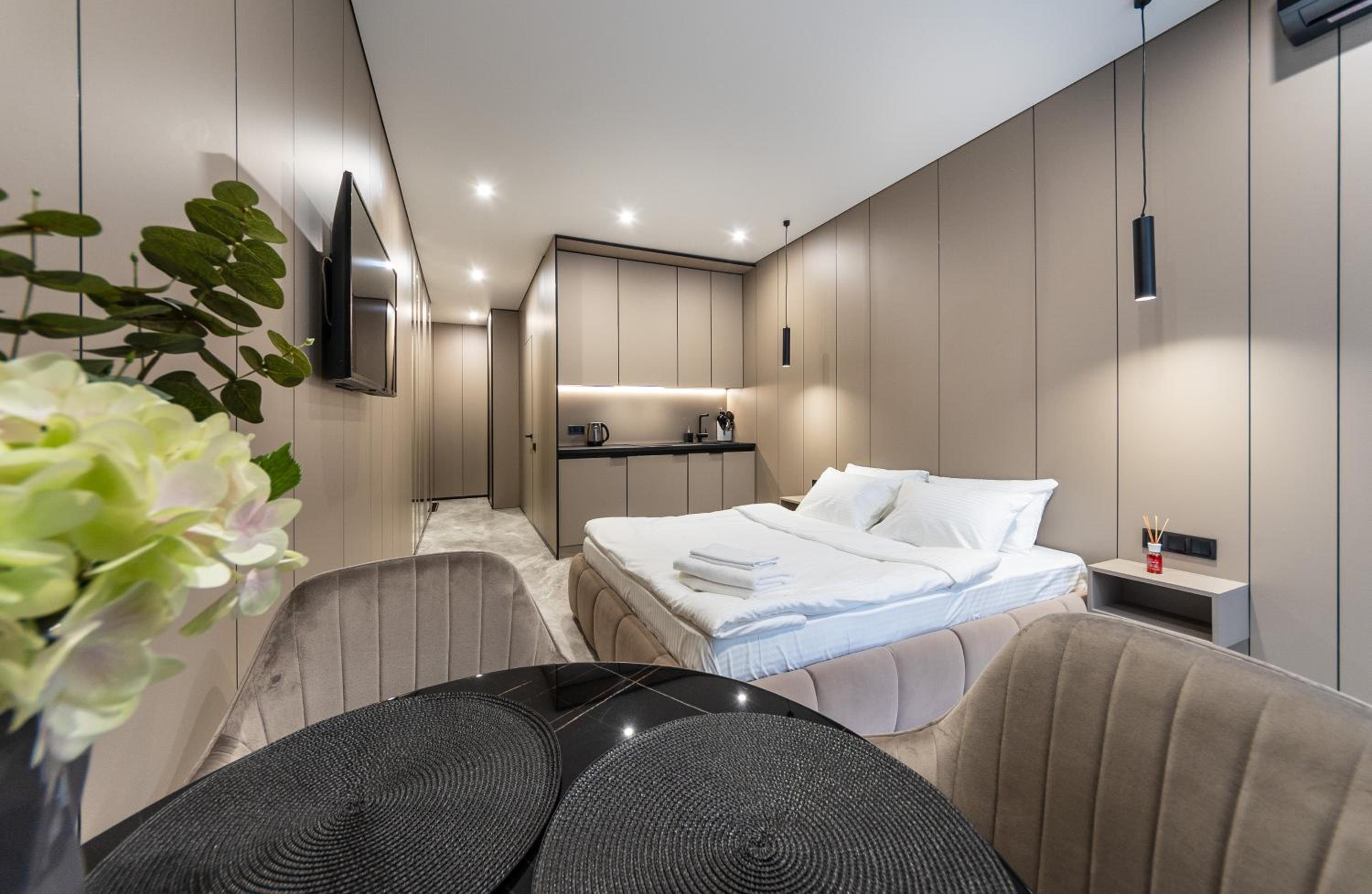 Deluxe Apartment
