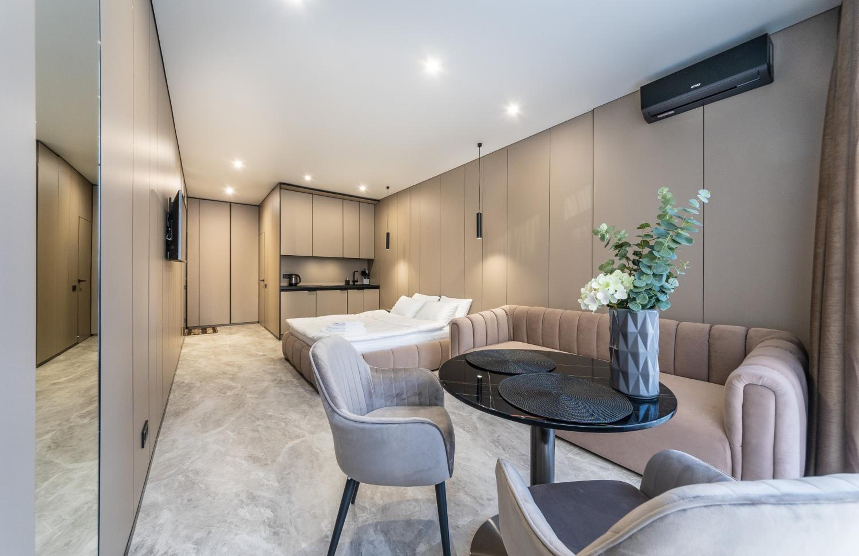 Superior Apartment