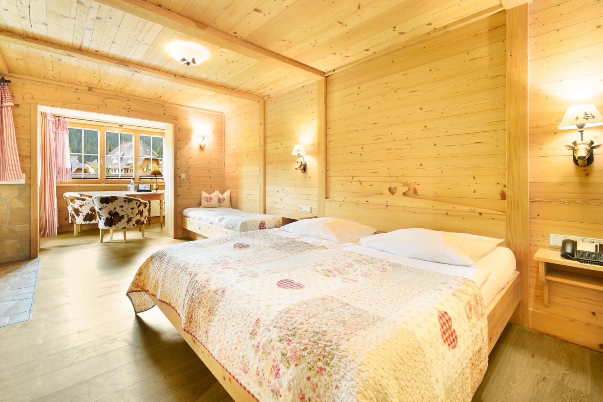 Deluxe Double Room Mountain Chalet Style photo 1