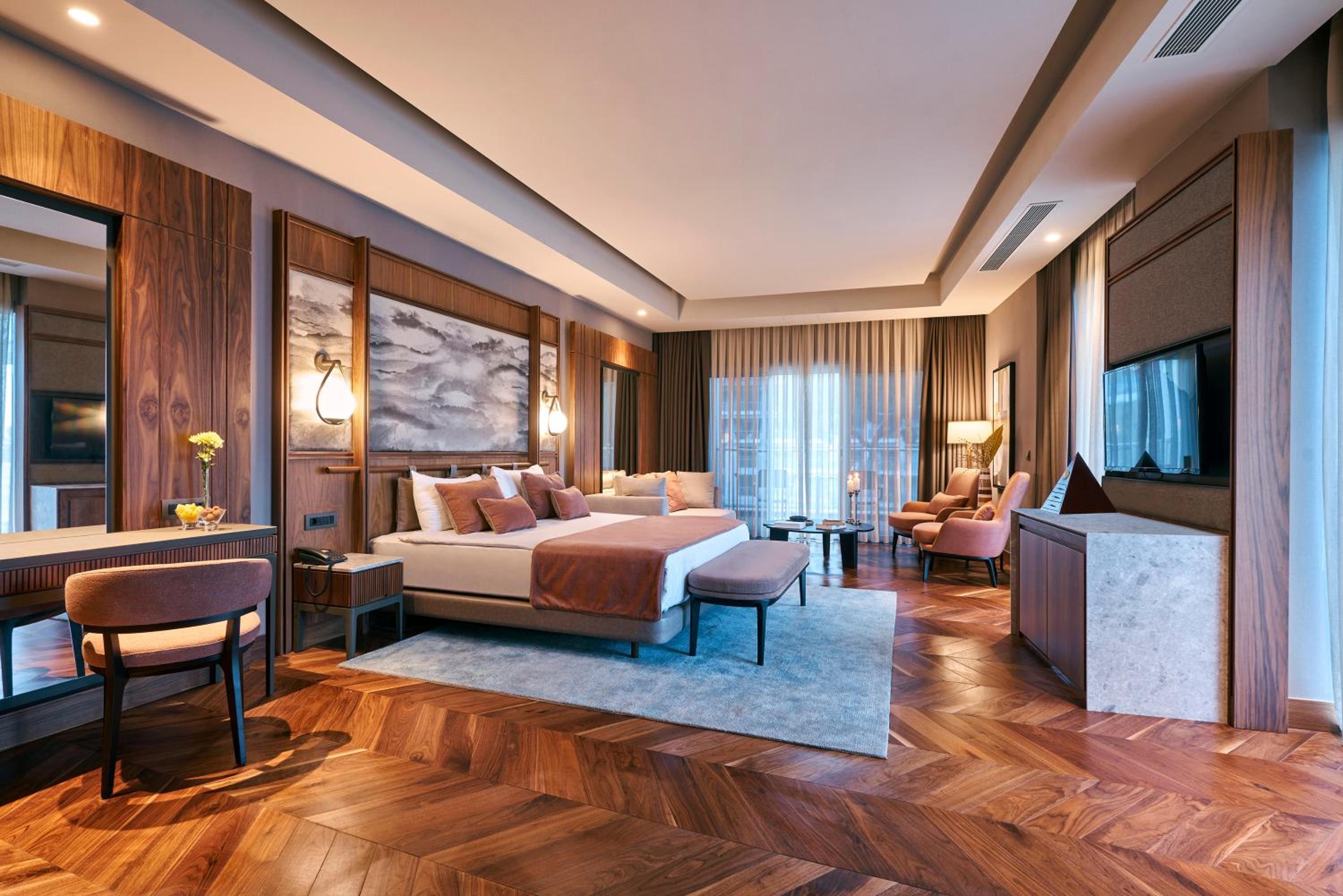 Marine Jacuzzi Room