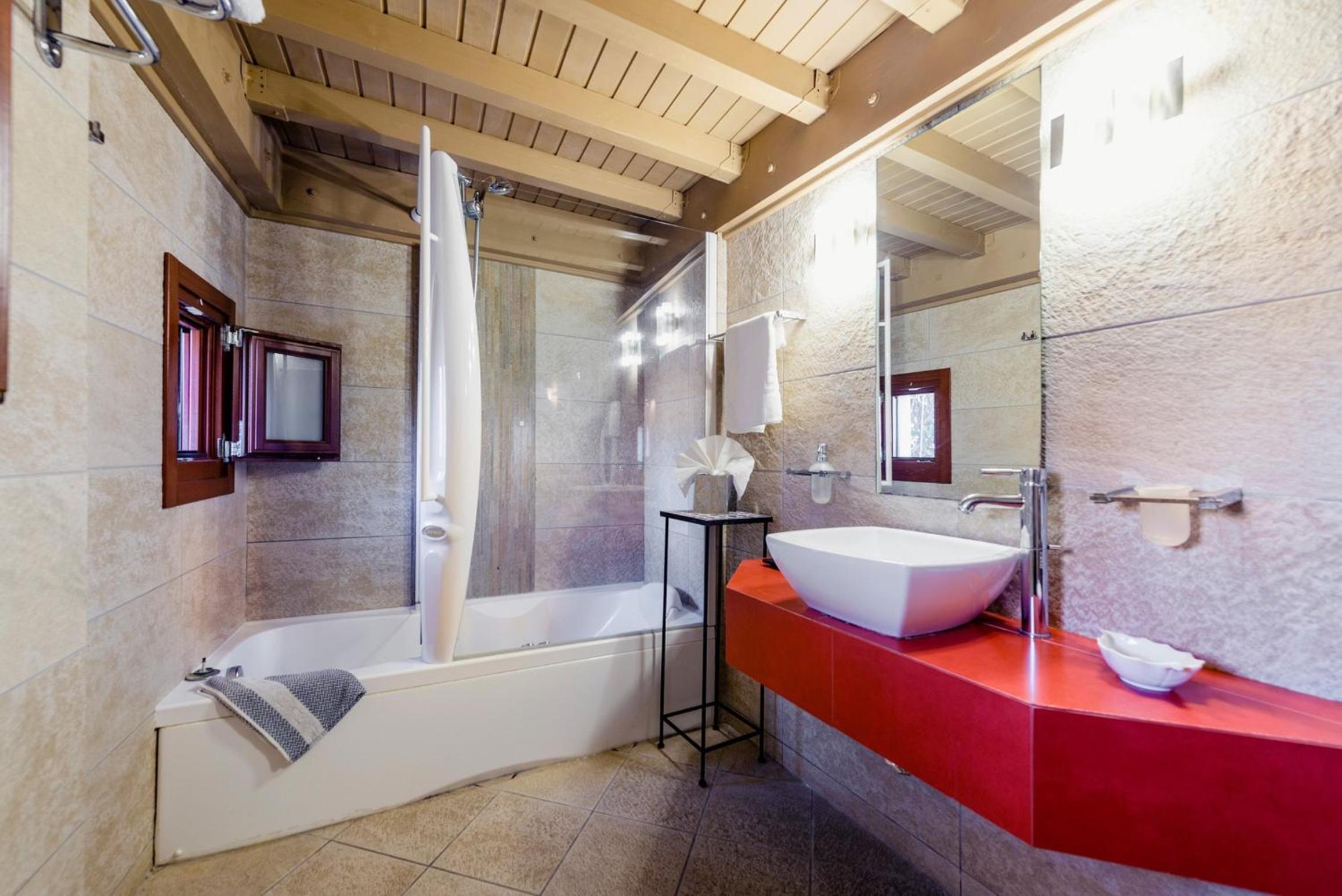 Eros Junior Suite with Spa Tub - Photo 8