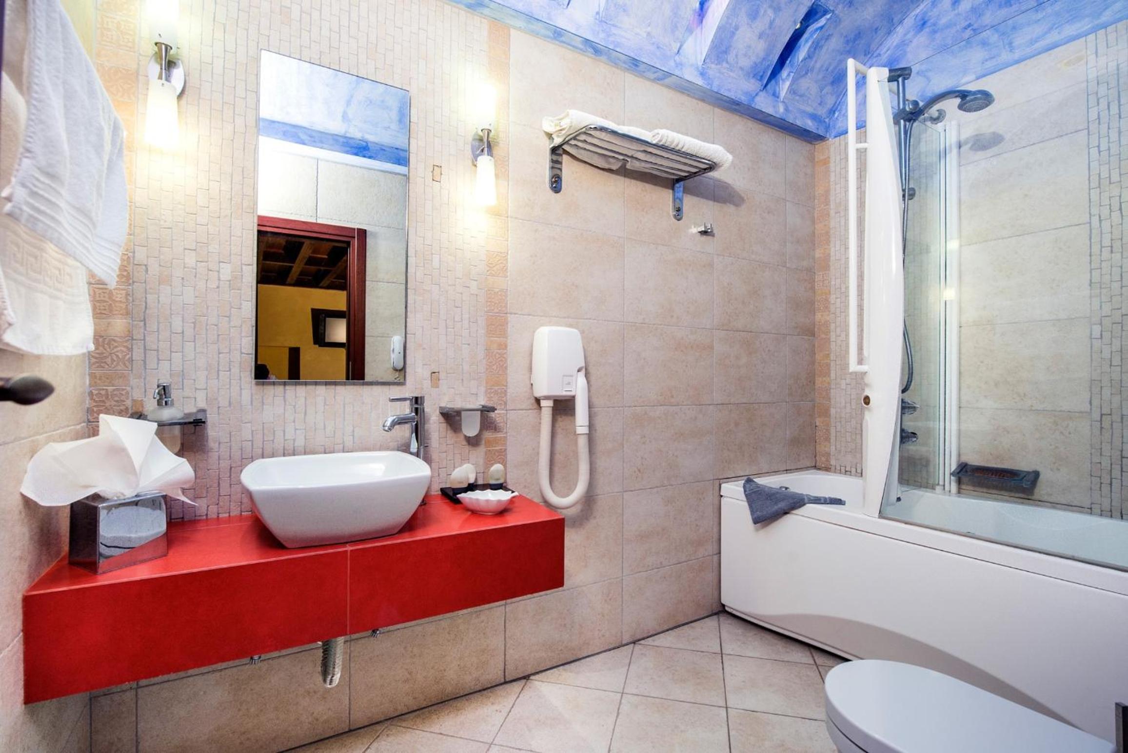 Thalassa Suite with Spa Tub & Sea View - Photo 4