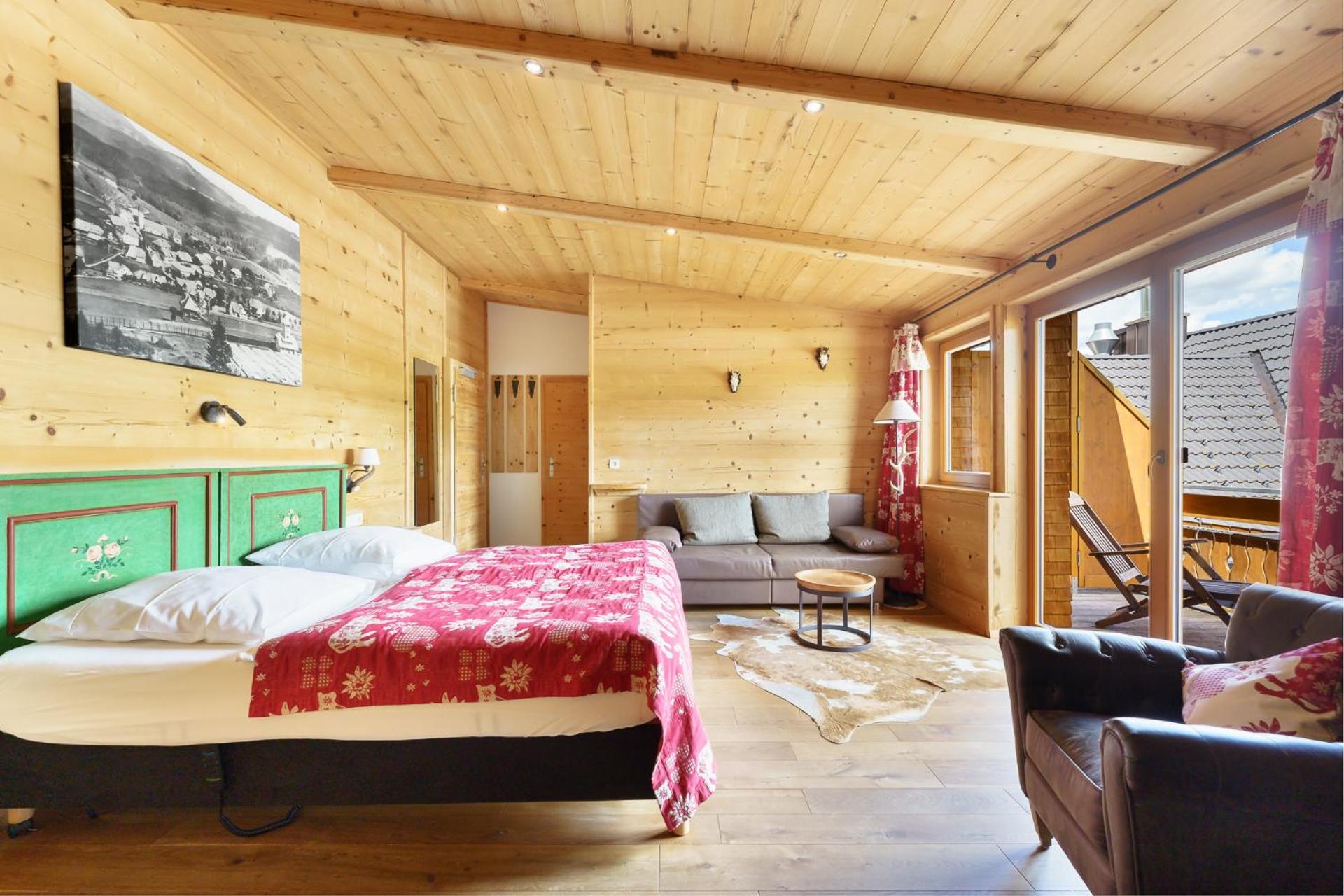 Deluxe Double Room Mountain Chalet Style photo 2