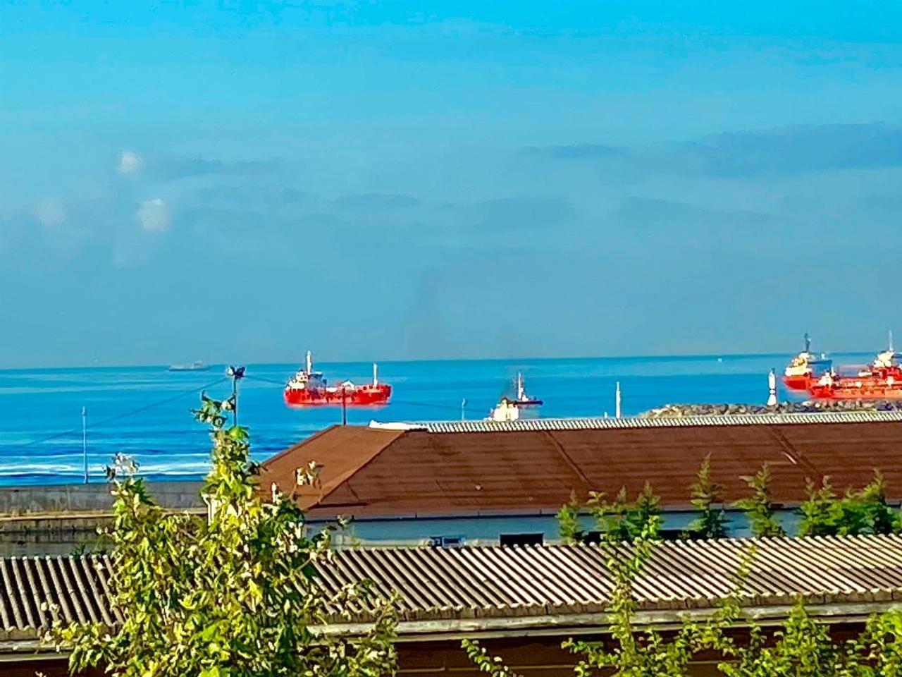 Deluxe Double Room with Sea View photo 2