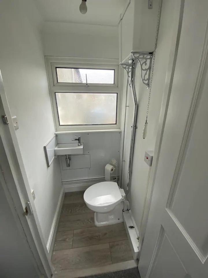 Three-Bedroom House photo 2