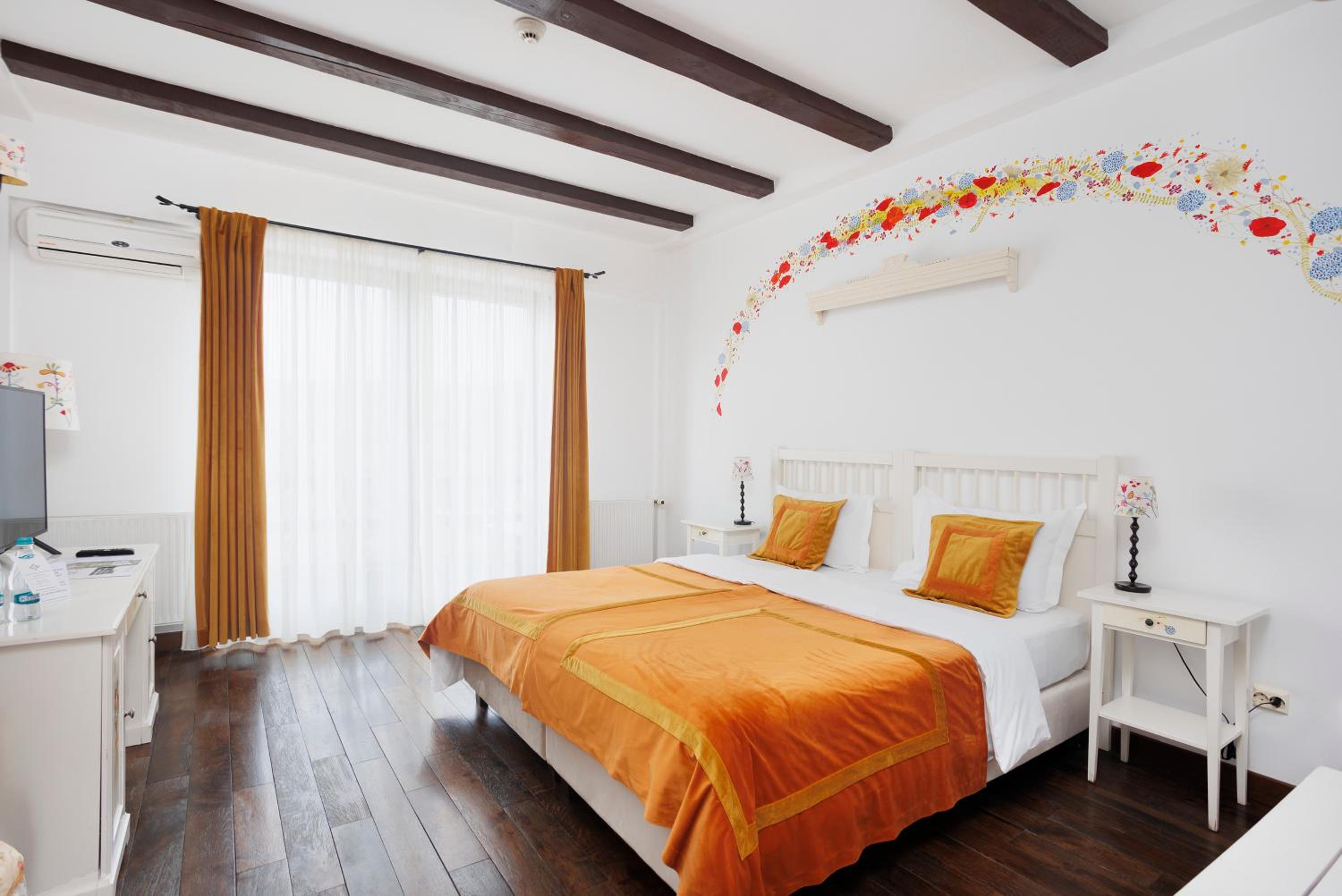 Superior Double Room with Shower photo 3