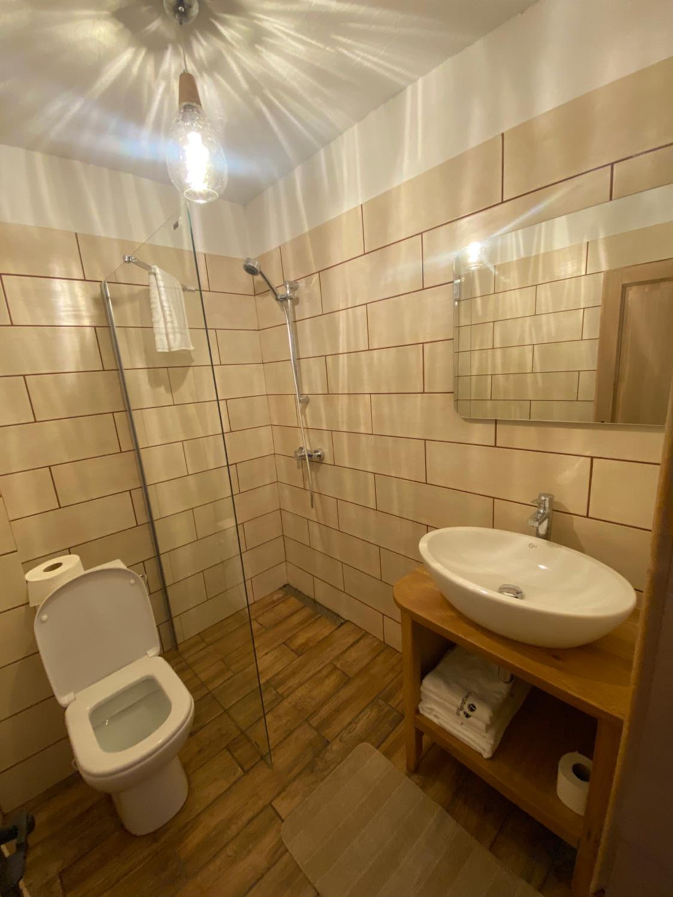 Double Room - Attic photo 2