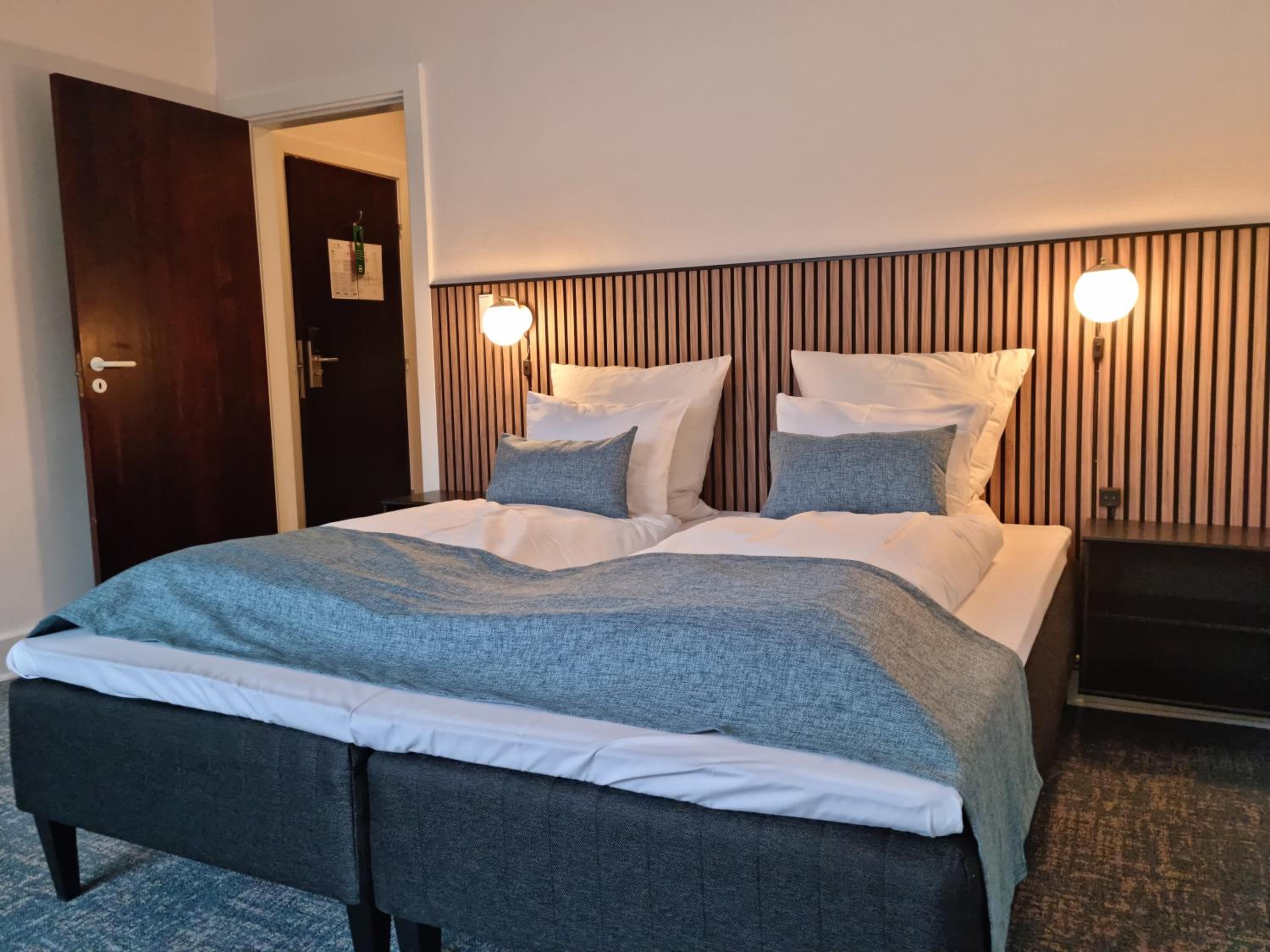 Superior Room - Photo 13
