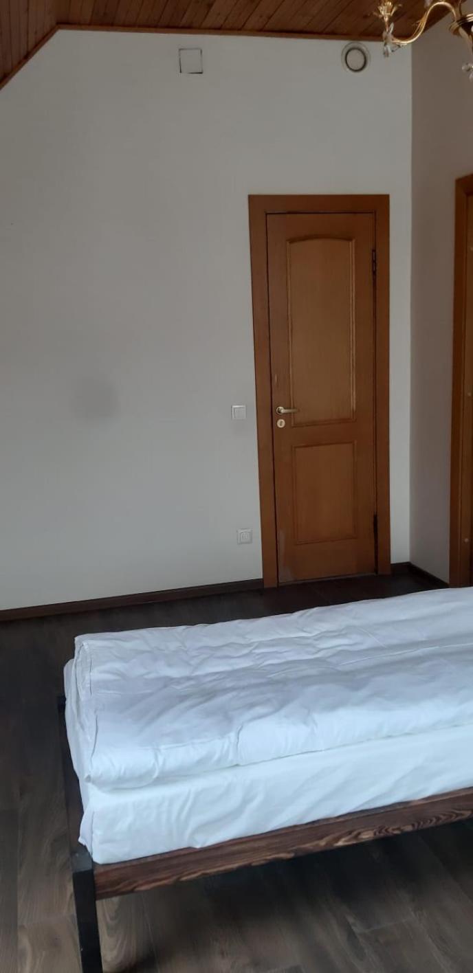Triple Room with Private Bathroom - Photo 7