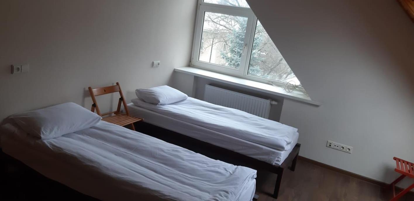 Triple Room with Private Bathroom - Photo 5