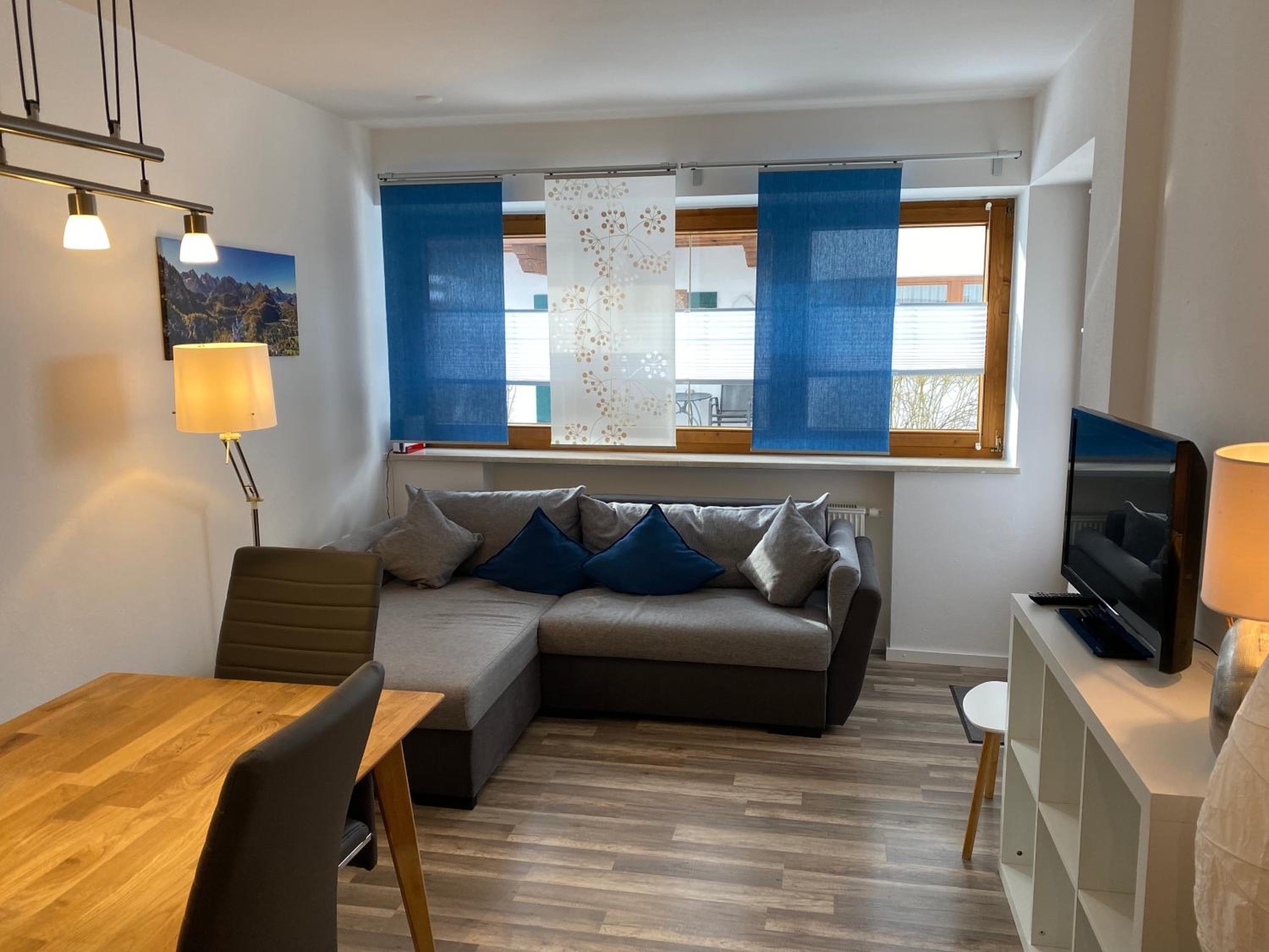 Apartment photo 3