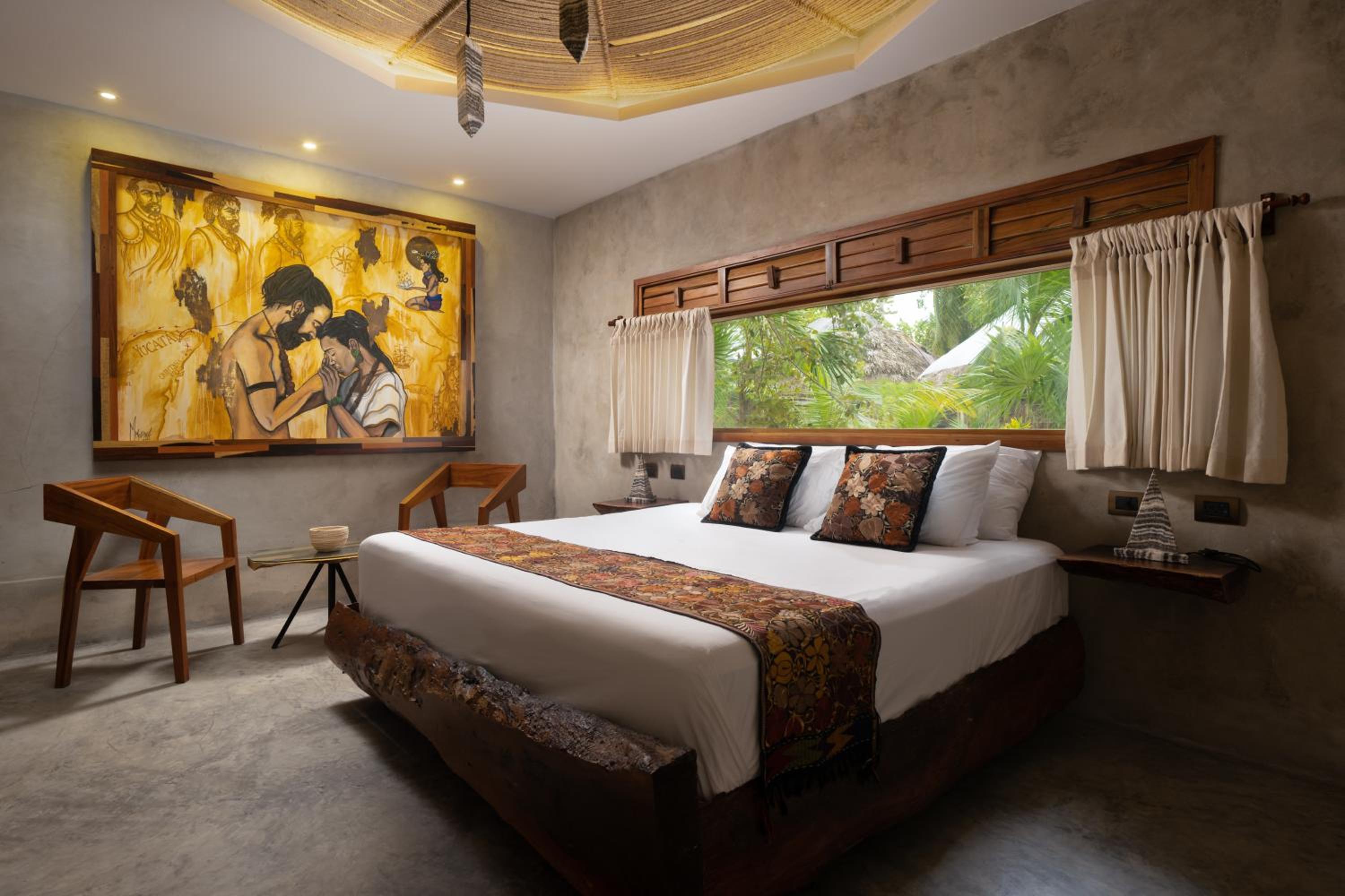 Superior Suite - Photo 8